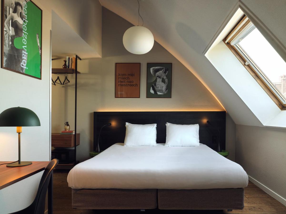 Medium Double Room