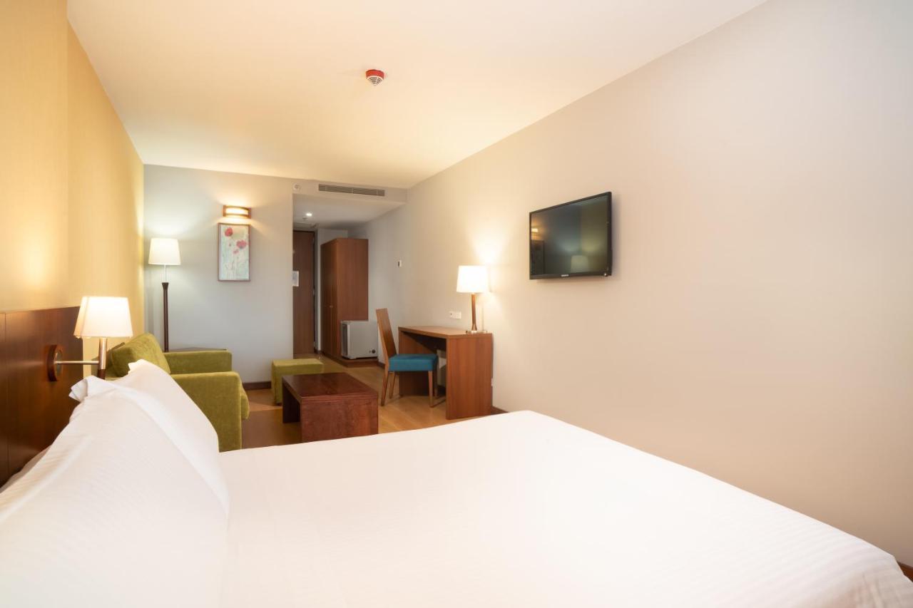 King Room,1380633677:JPEG