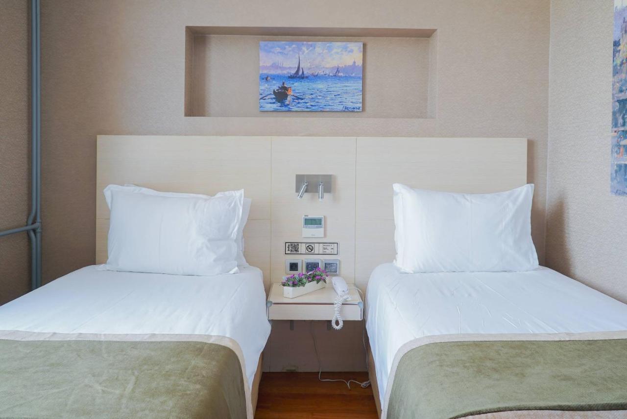 Economy Double or Twin Room,1385989136:JPEG