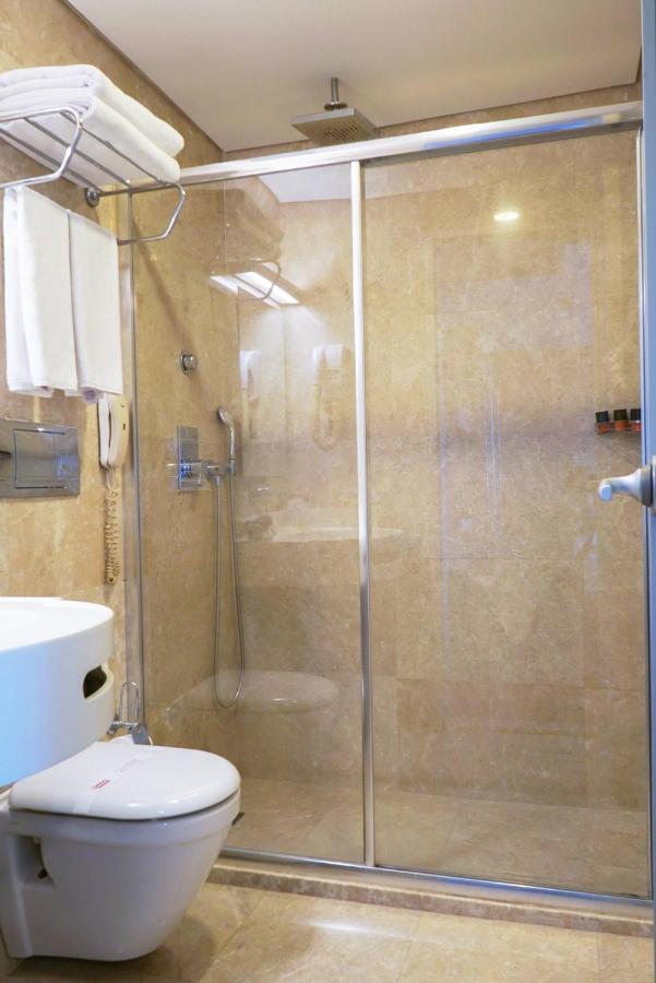 Triple Room,1385986592:JPEG