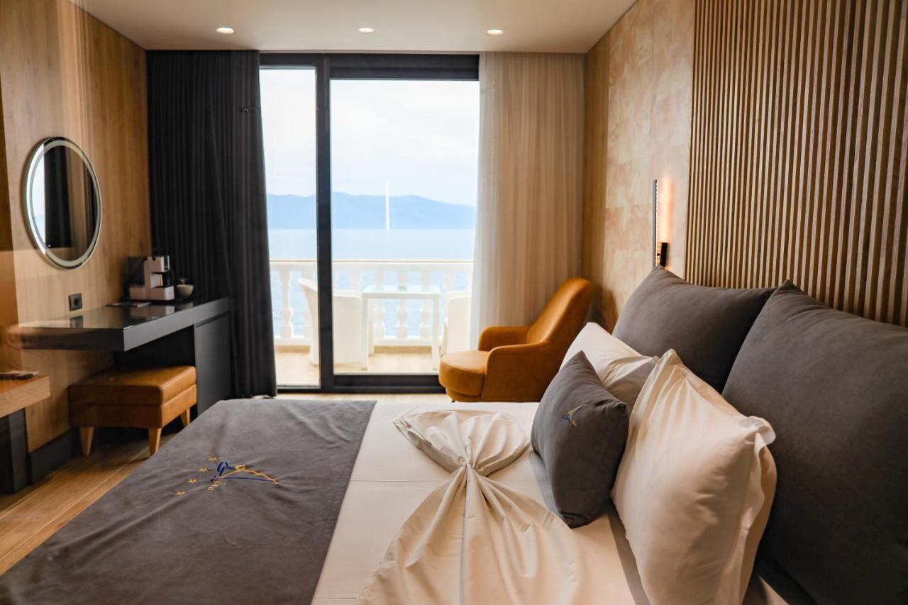Superior Double Room Balcony Sea View