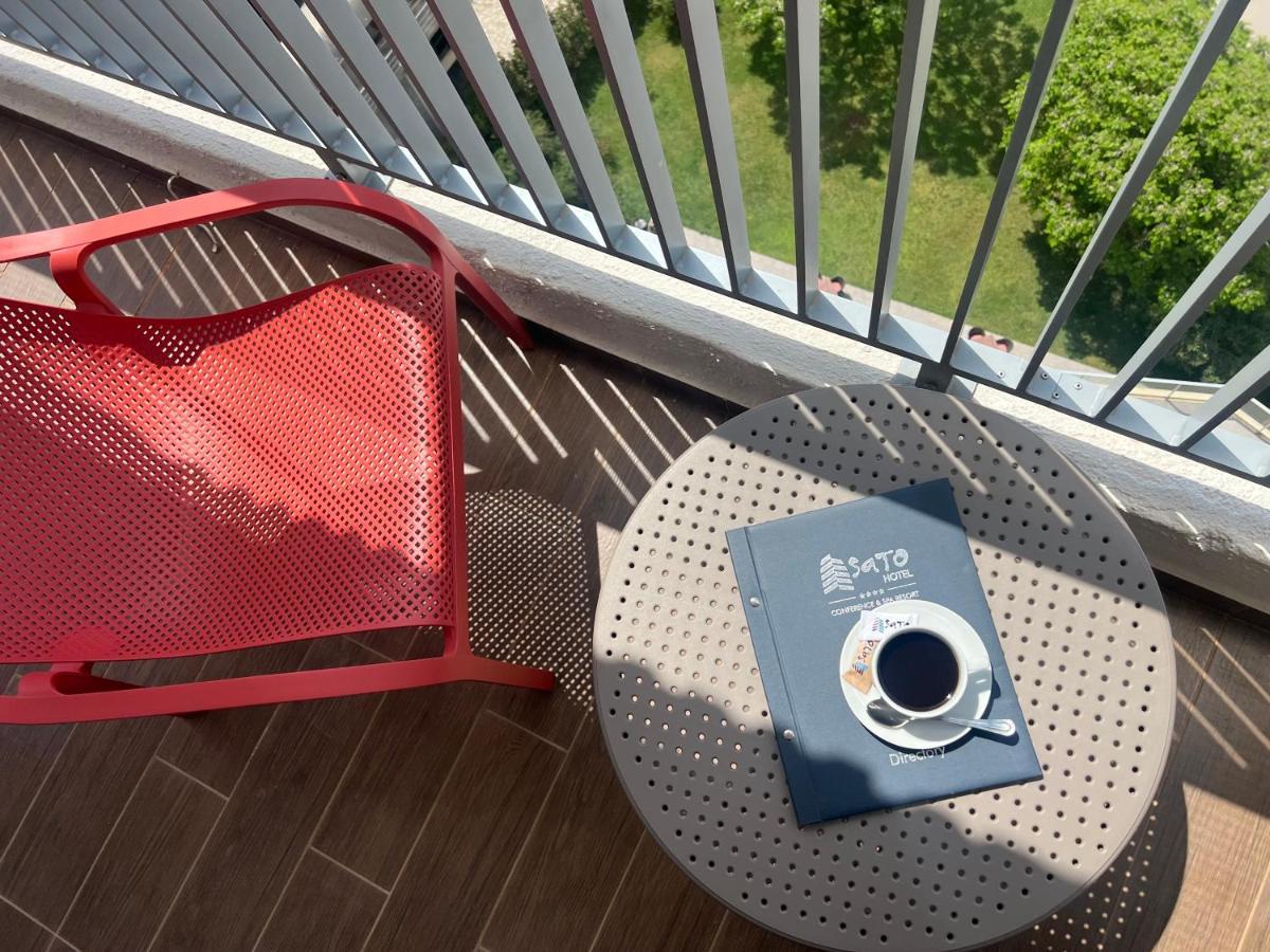Double Room Balcony,1576753904:JPEG