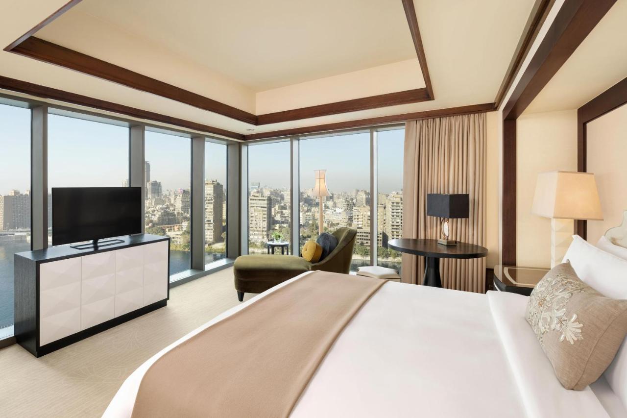St Regis Suite 1 Bedroom Larger Suite 1 King River view,1404816092:JPEG