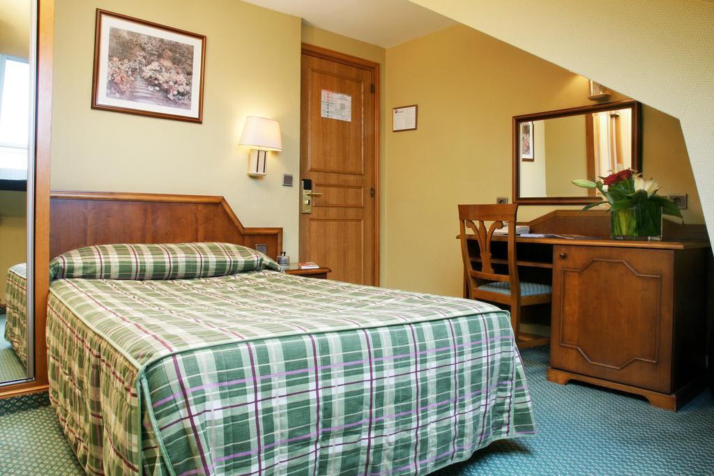 Standard Twin Room Sofa,1279149577:JPEG