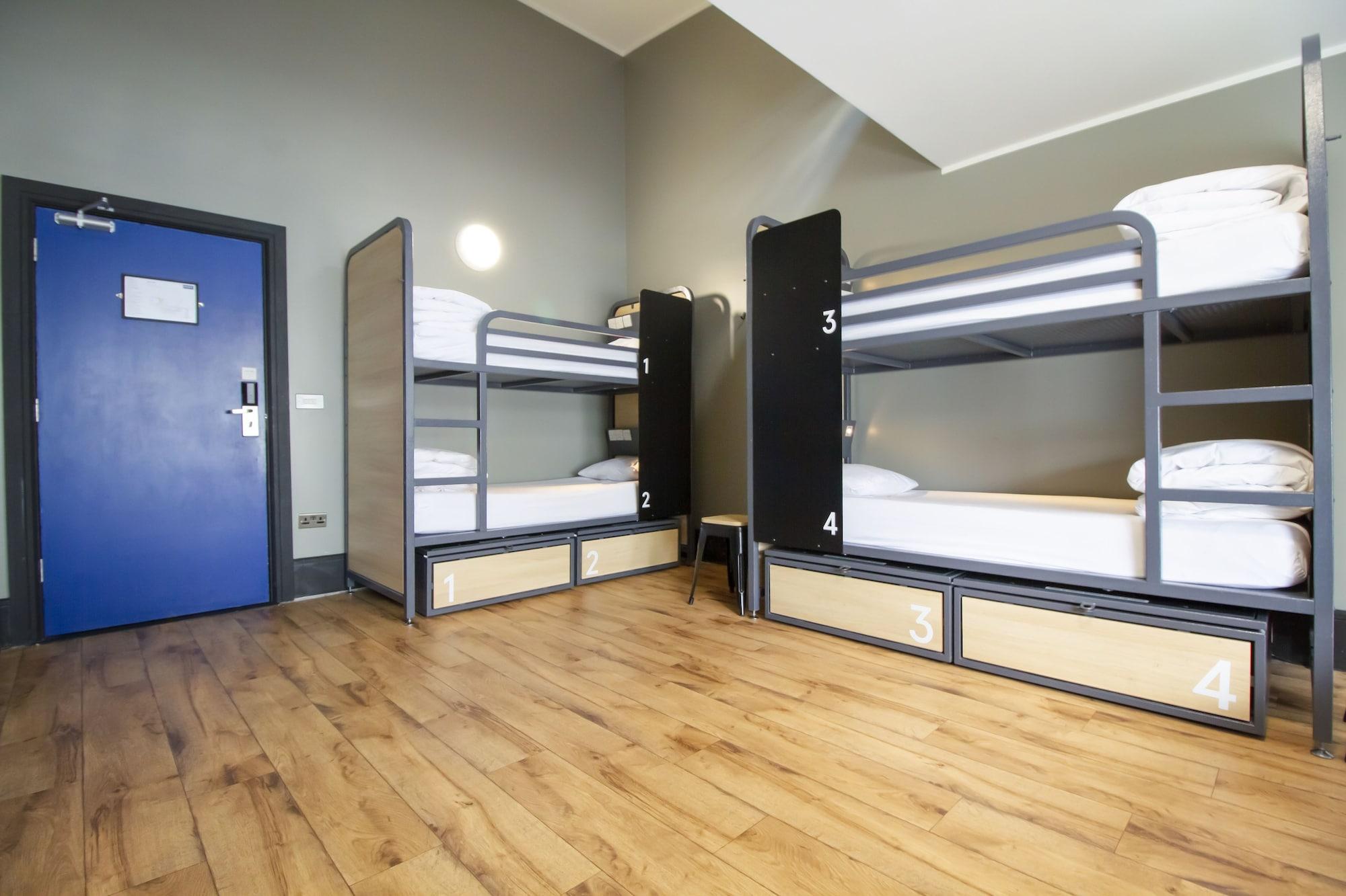 Bed 4-bed Dorm Ensuite