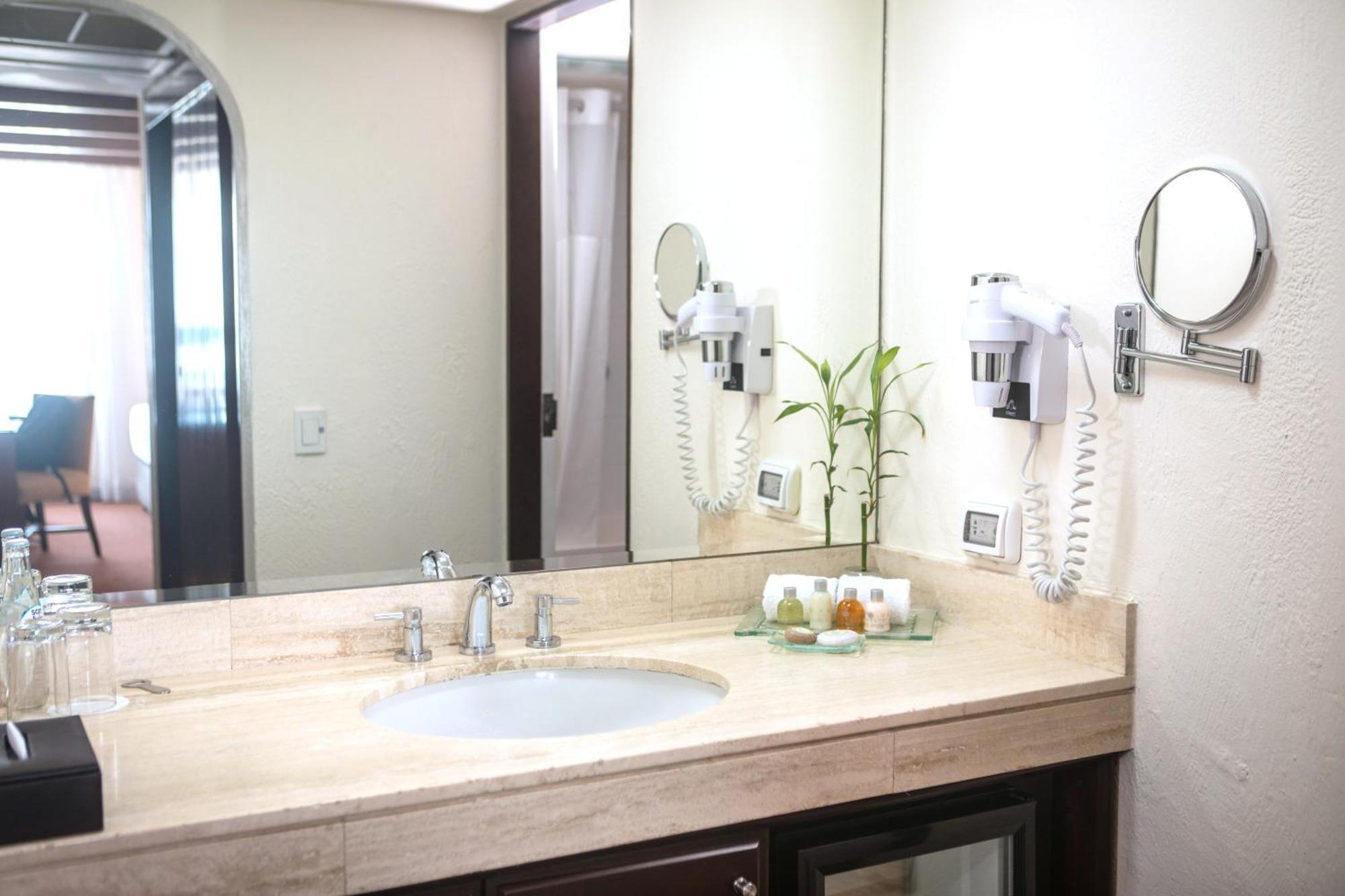 Traditional Twin Room