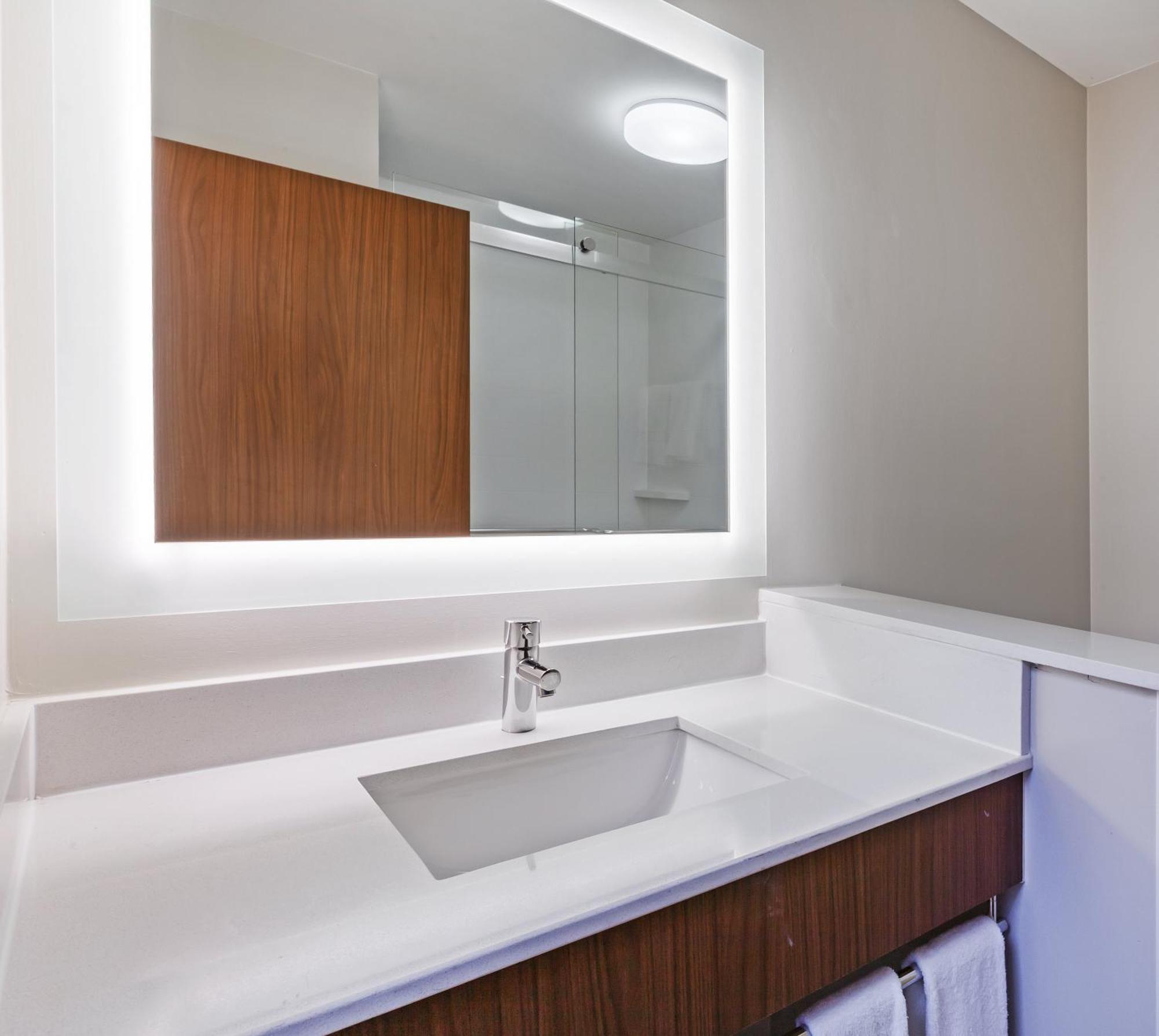 Standard Room,1278426970:JPEG