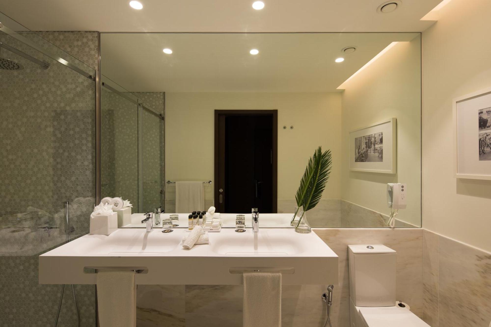 Executive Double or Twin Room,1663779026:JPEG