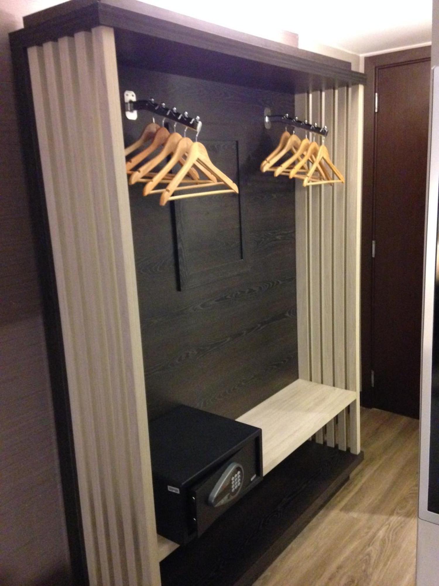 Budget Double Room,1282722448:JPEG