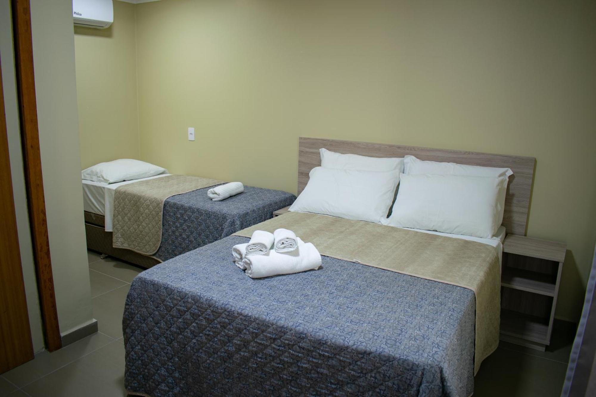 Deluxe Quadruple Suite,955556599:JPEG