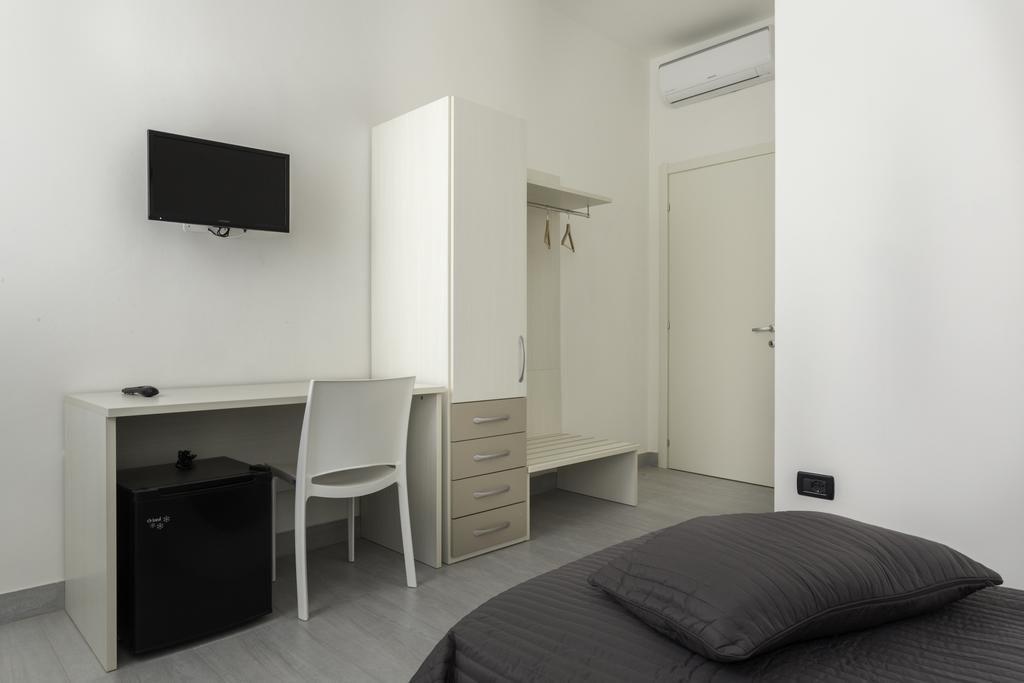 Single Room,145530923:JPEG
