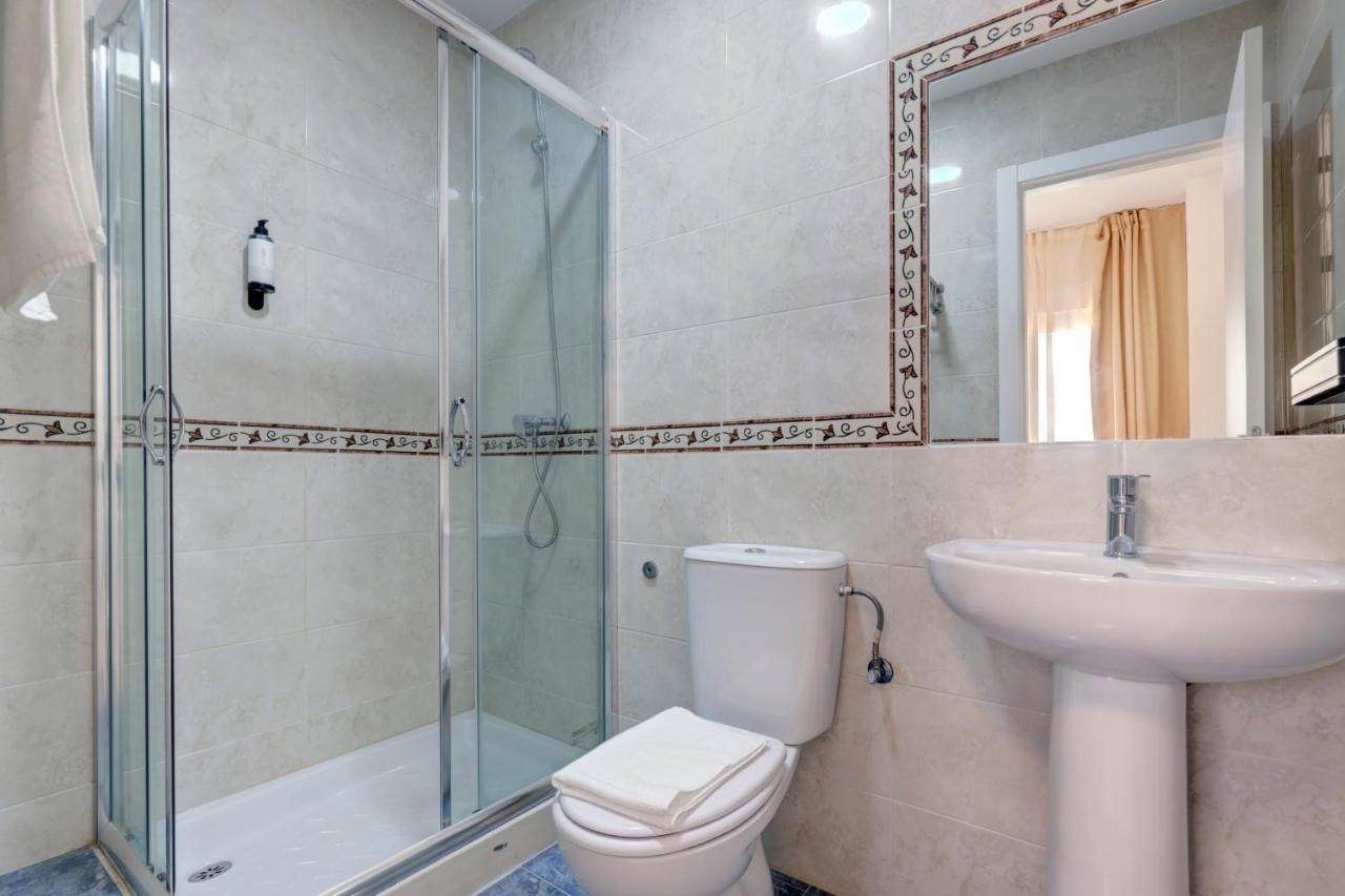 Double Room,1461361684:JPEG