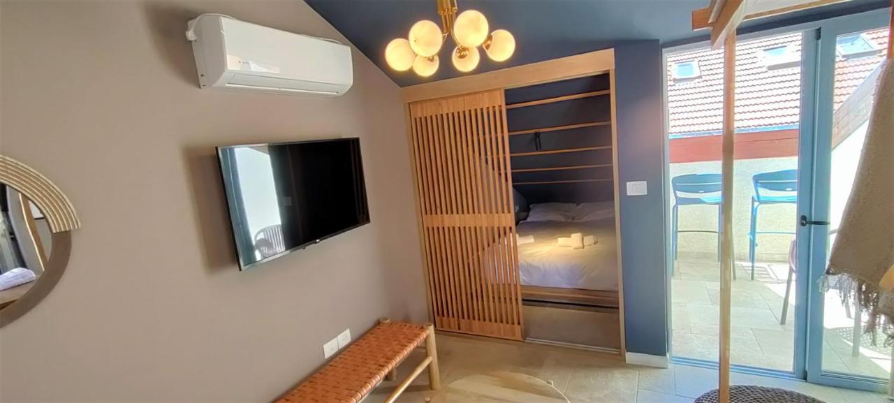 Suite Balcony,1469494319:JPEG