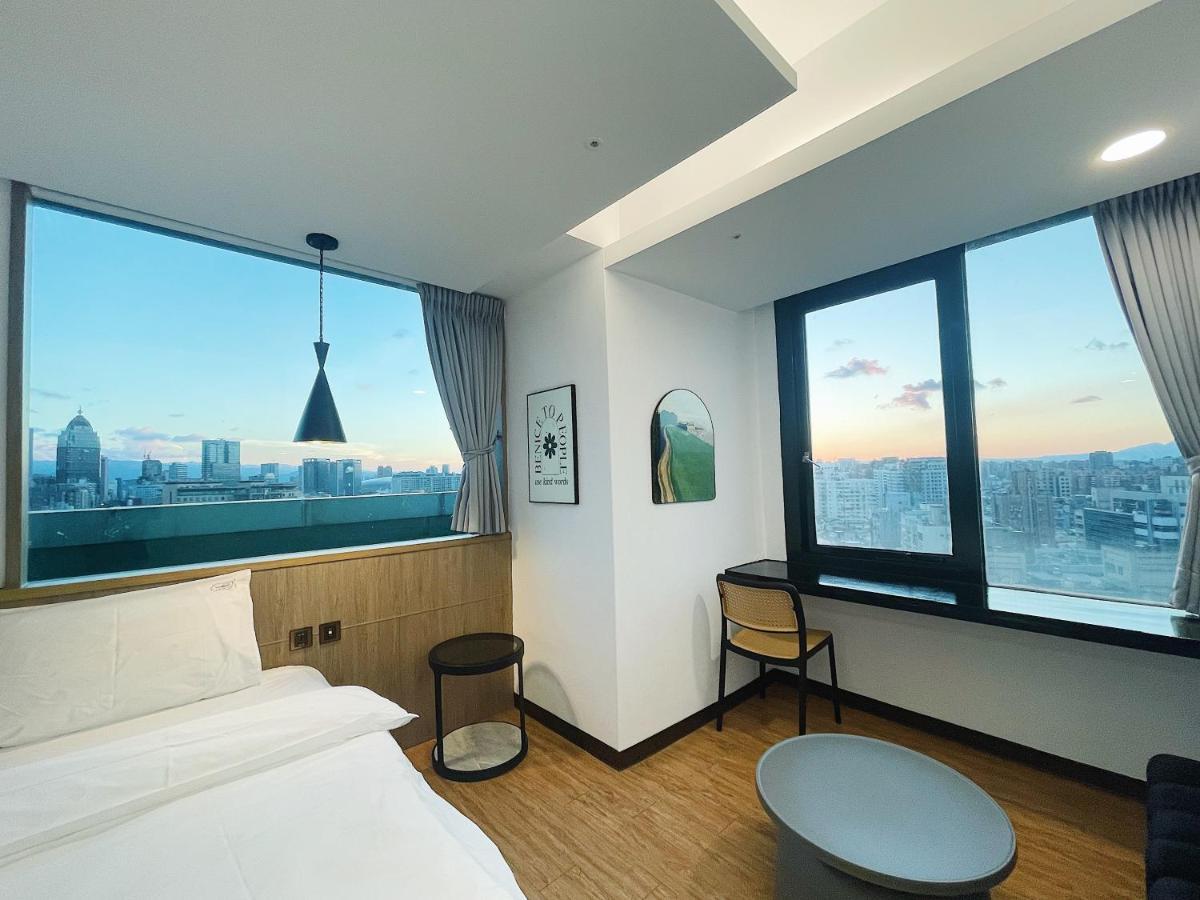 Deluxe Double Room Taipei 101 View