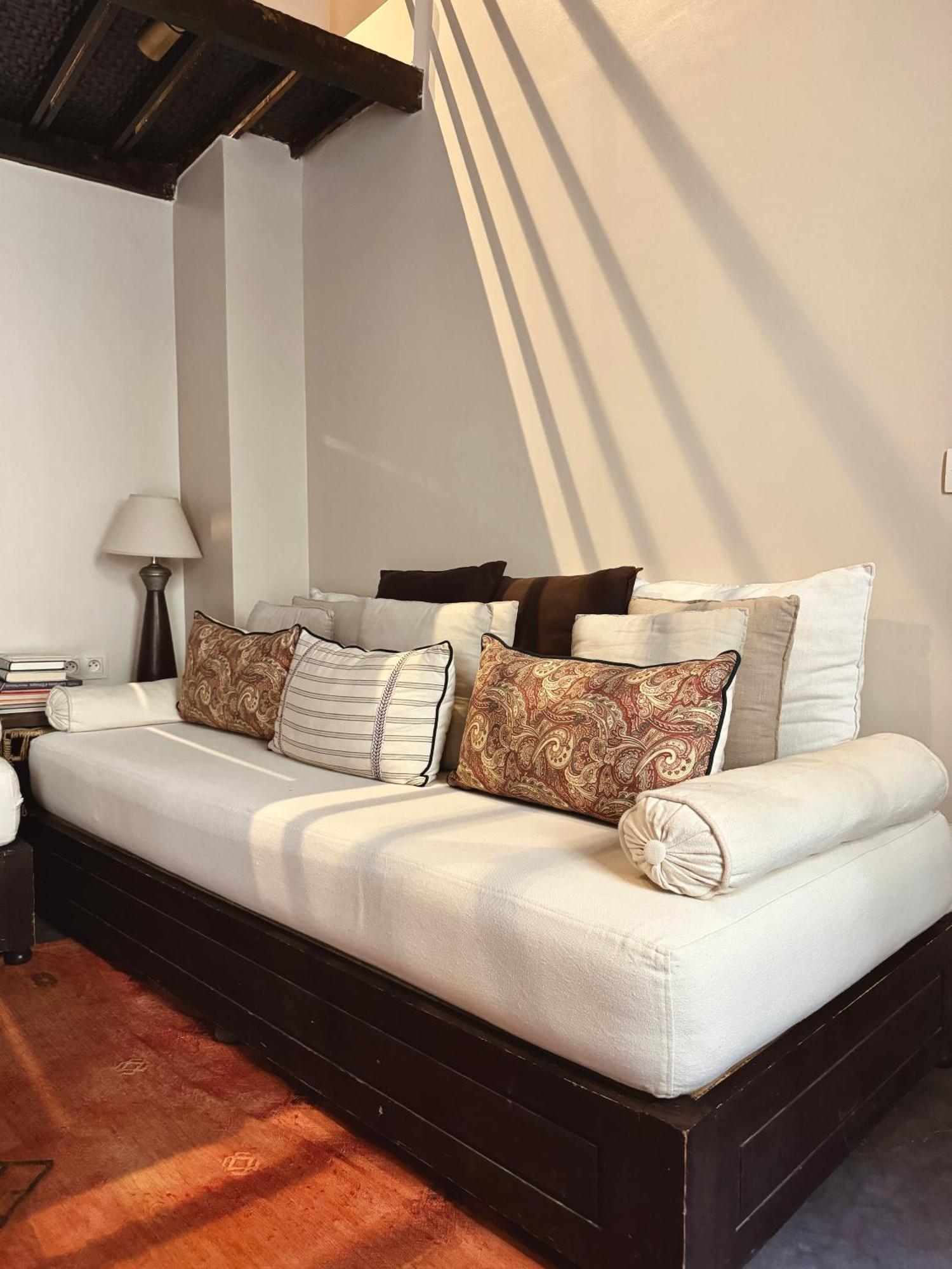 Merlin Deluxe Suite