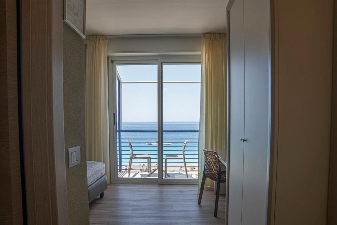 Superior Double Room Sea View