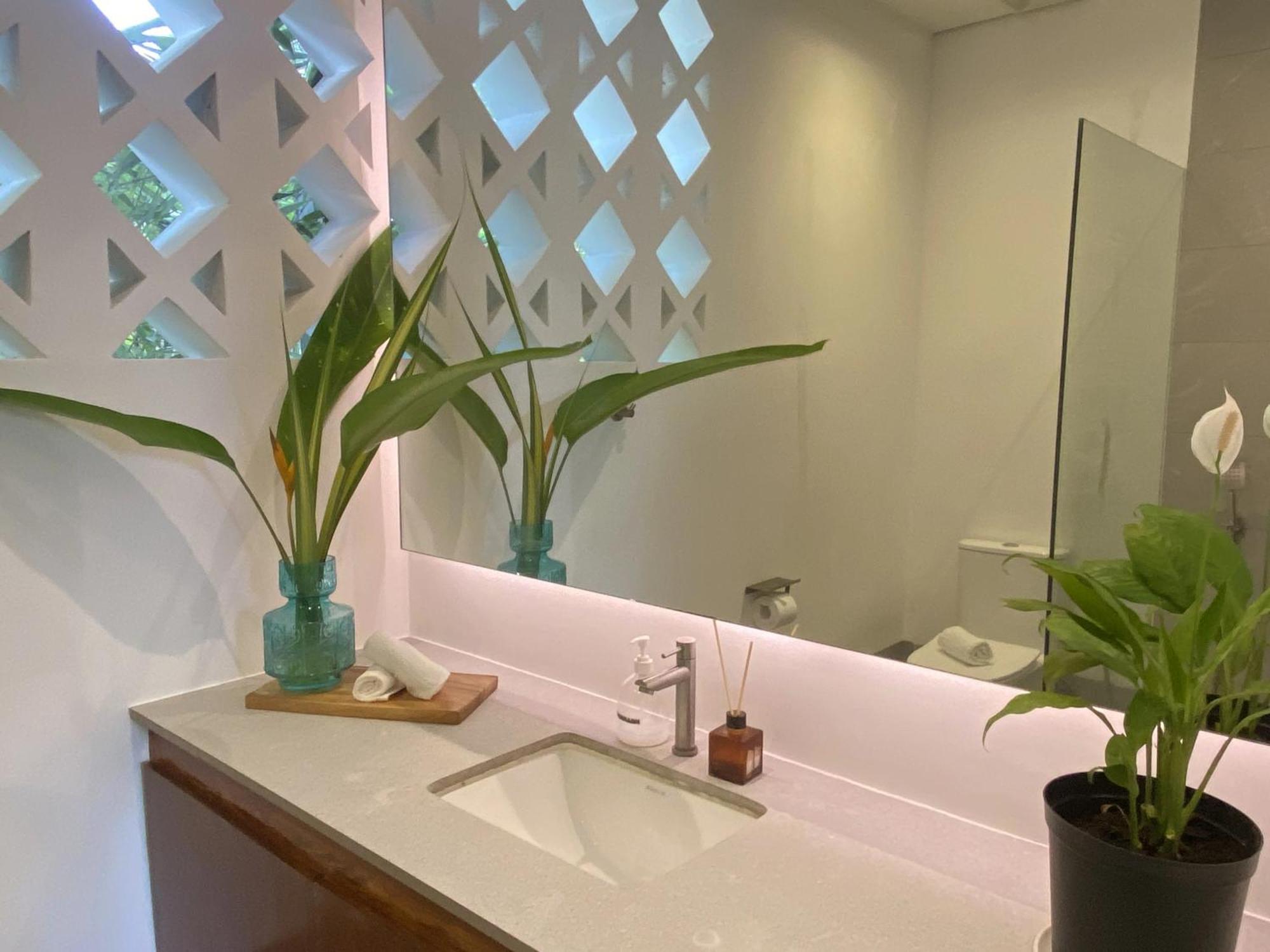 King Room Garden View
