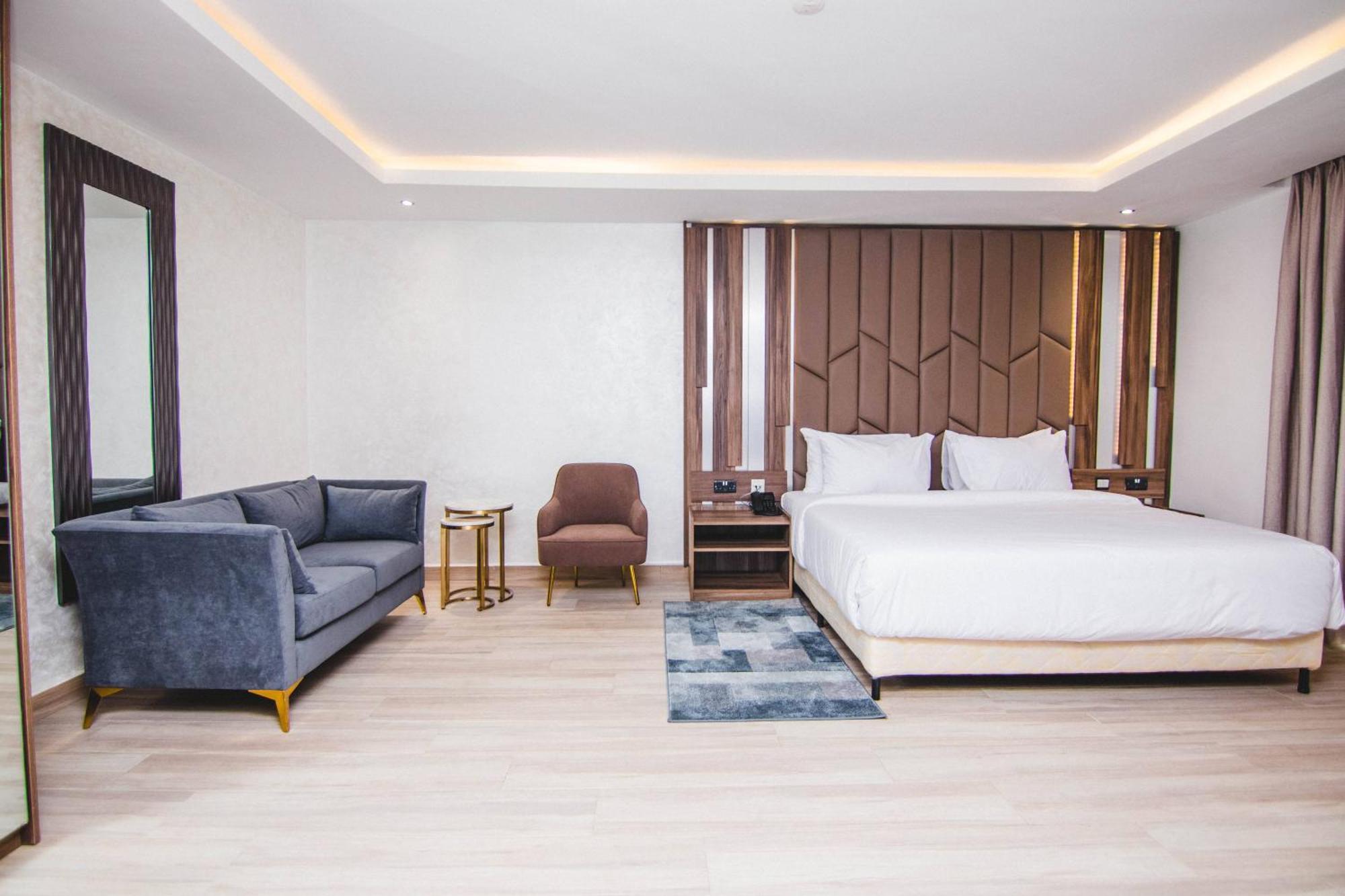Executive Suite