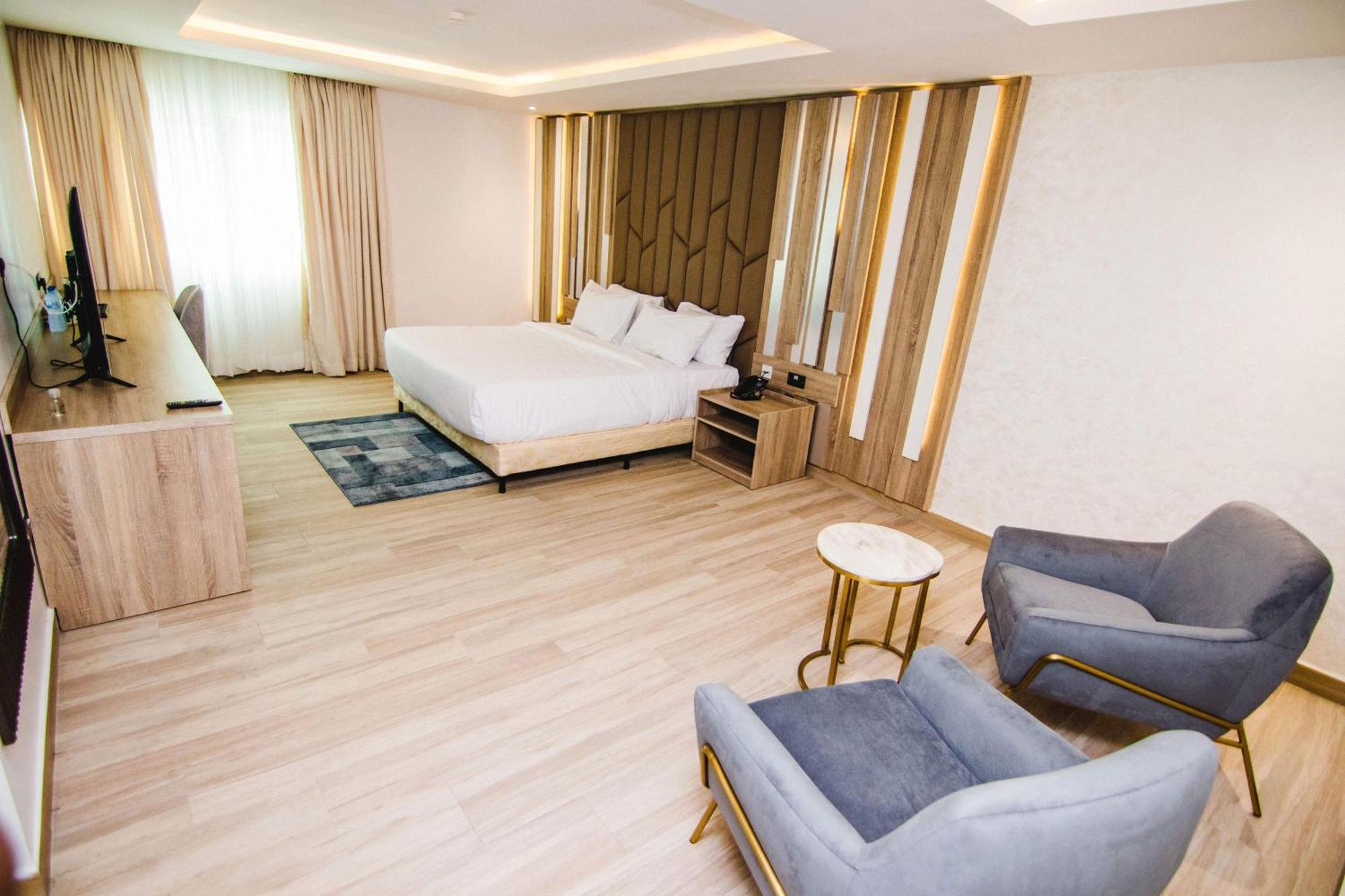 Superior Suite