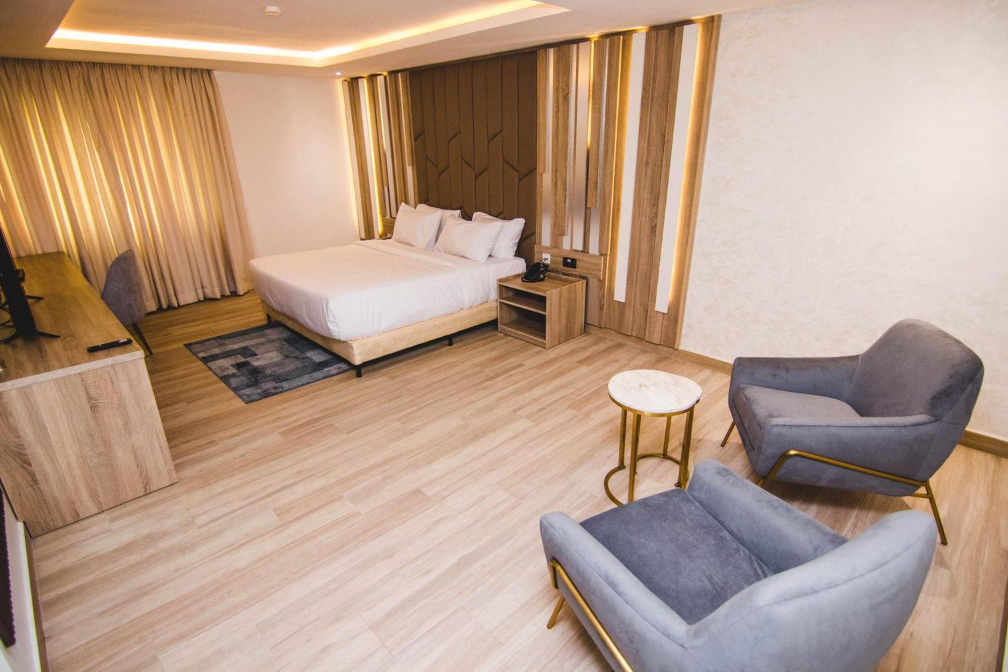 Superior Suite