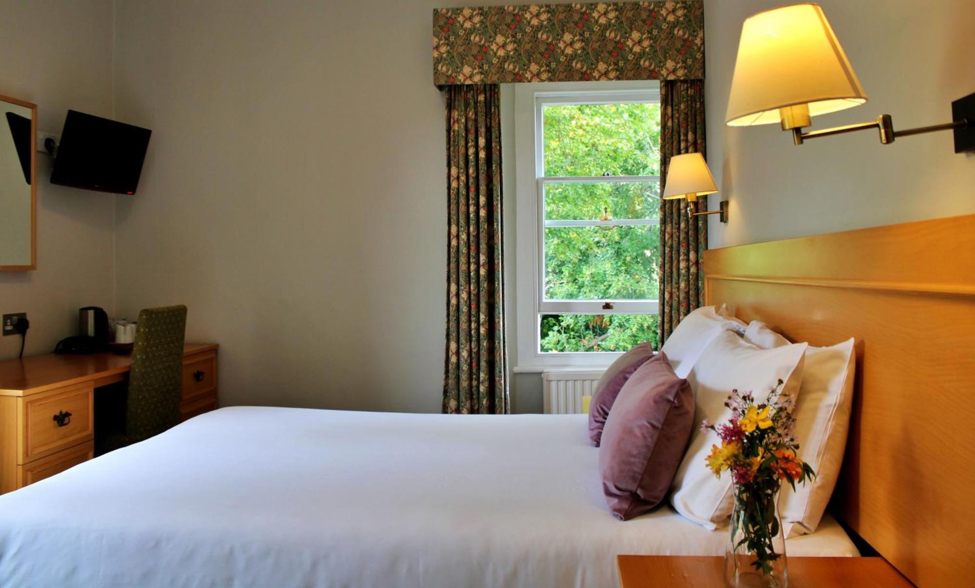 Standard Double Room,1516398352:JPEG