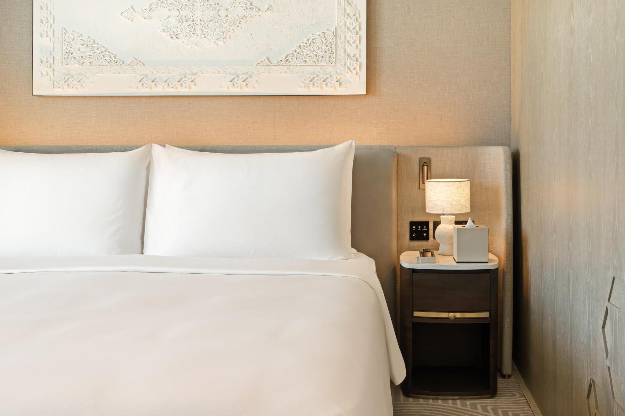 Executive Suite Inclusive & Complimentary Lagoon Access