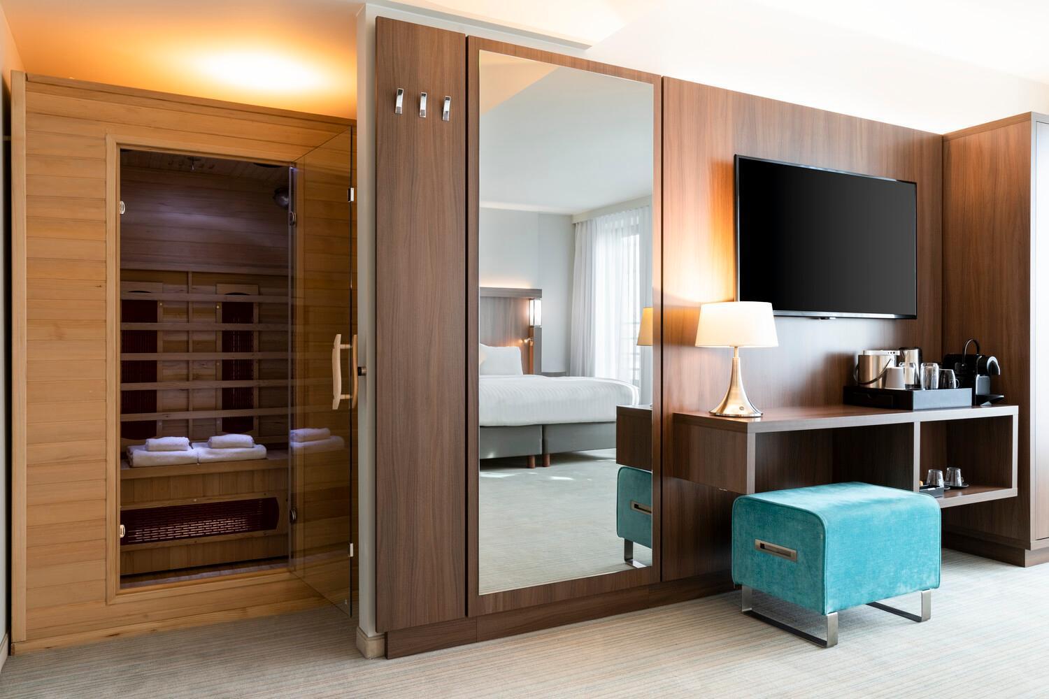 Executive King Room,1632285124:JPEG