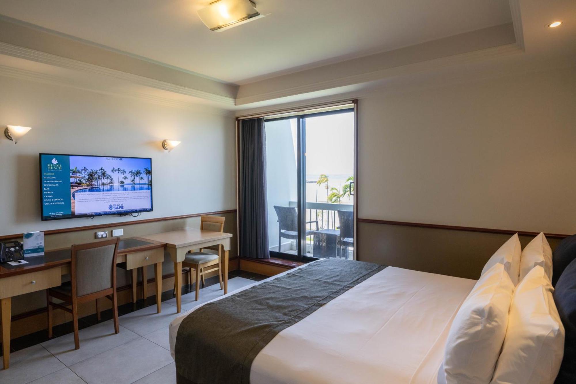 Deluxe King Room Ocean View