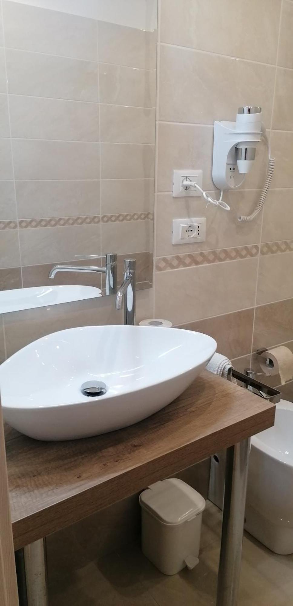 Superior Double or Twin Room,1542939220:JPEG