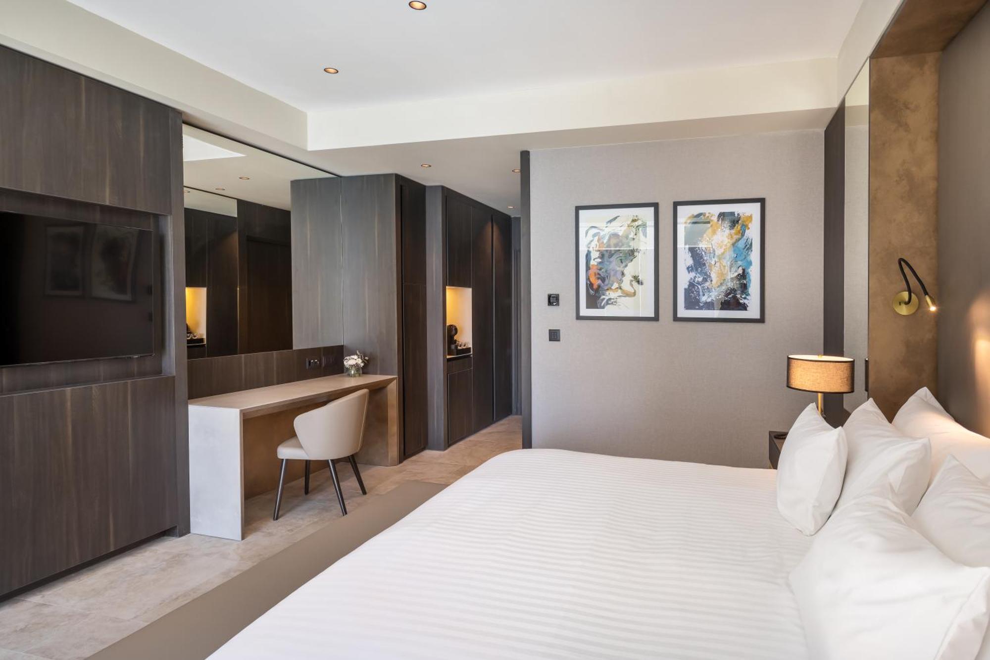 Superior Double or Twin Side Sea View