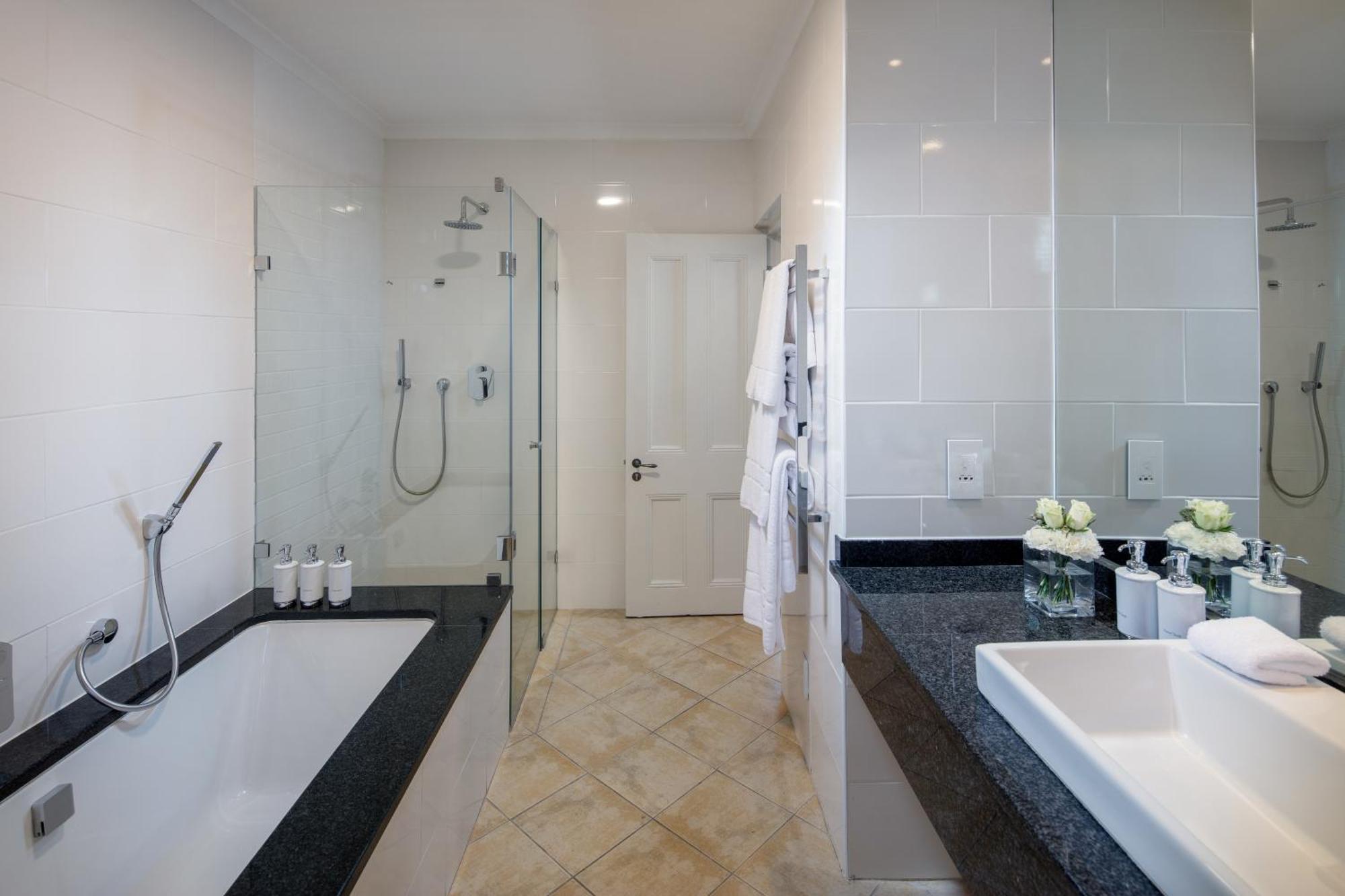 Auberge Room,1547389828:JPEG
