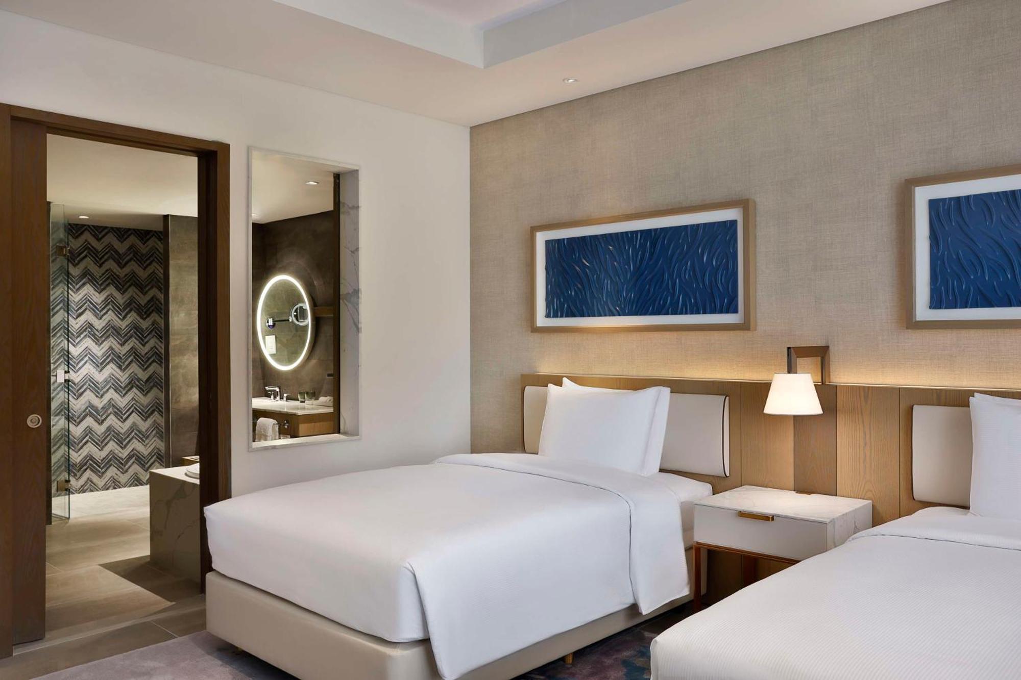 Suite mit 1 Schlafzimmer mit 2 Doppelbetten – Zugang zum Themenpark