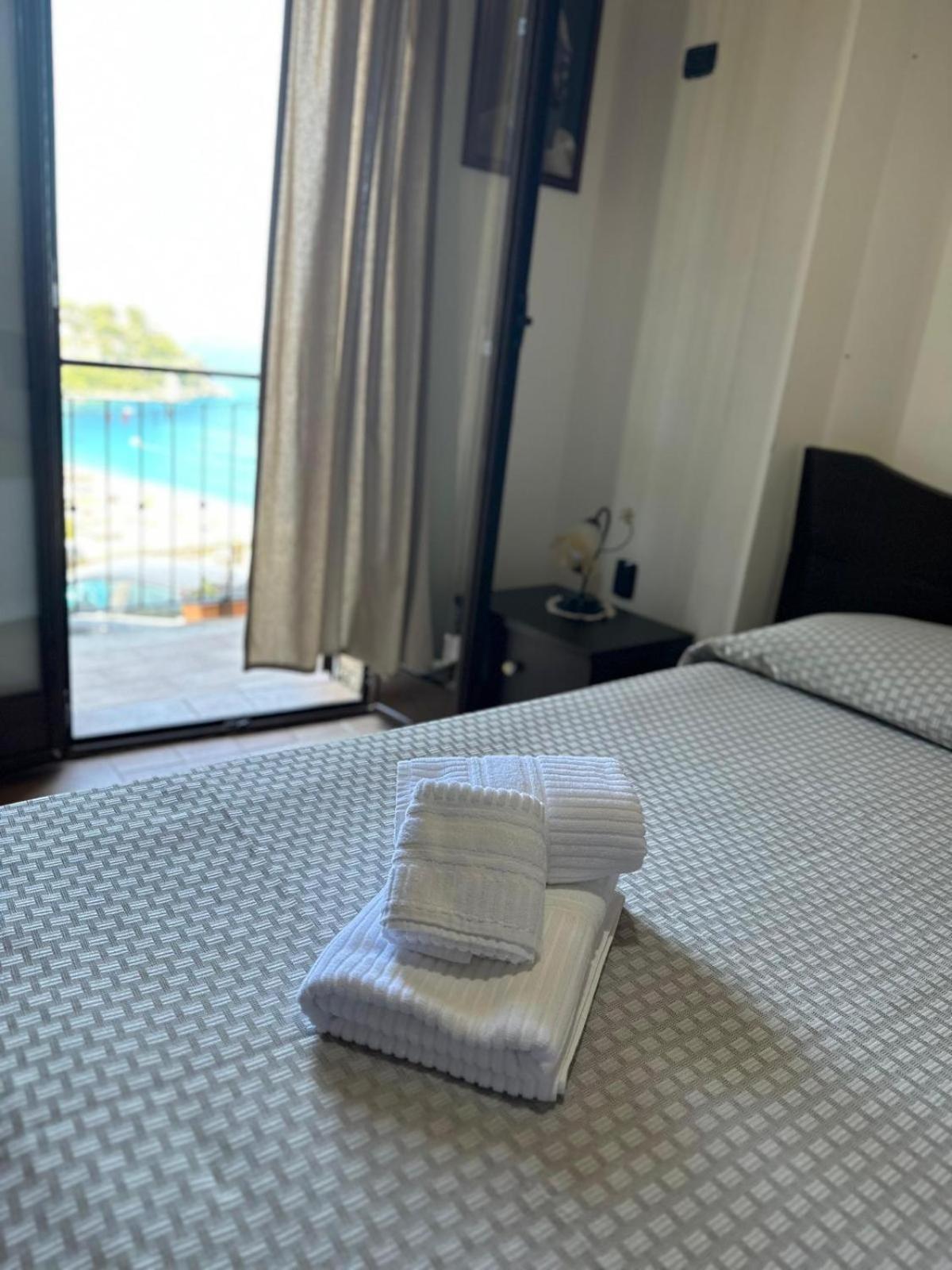 Double Room Sea View