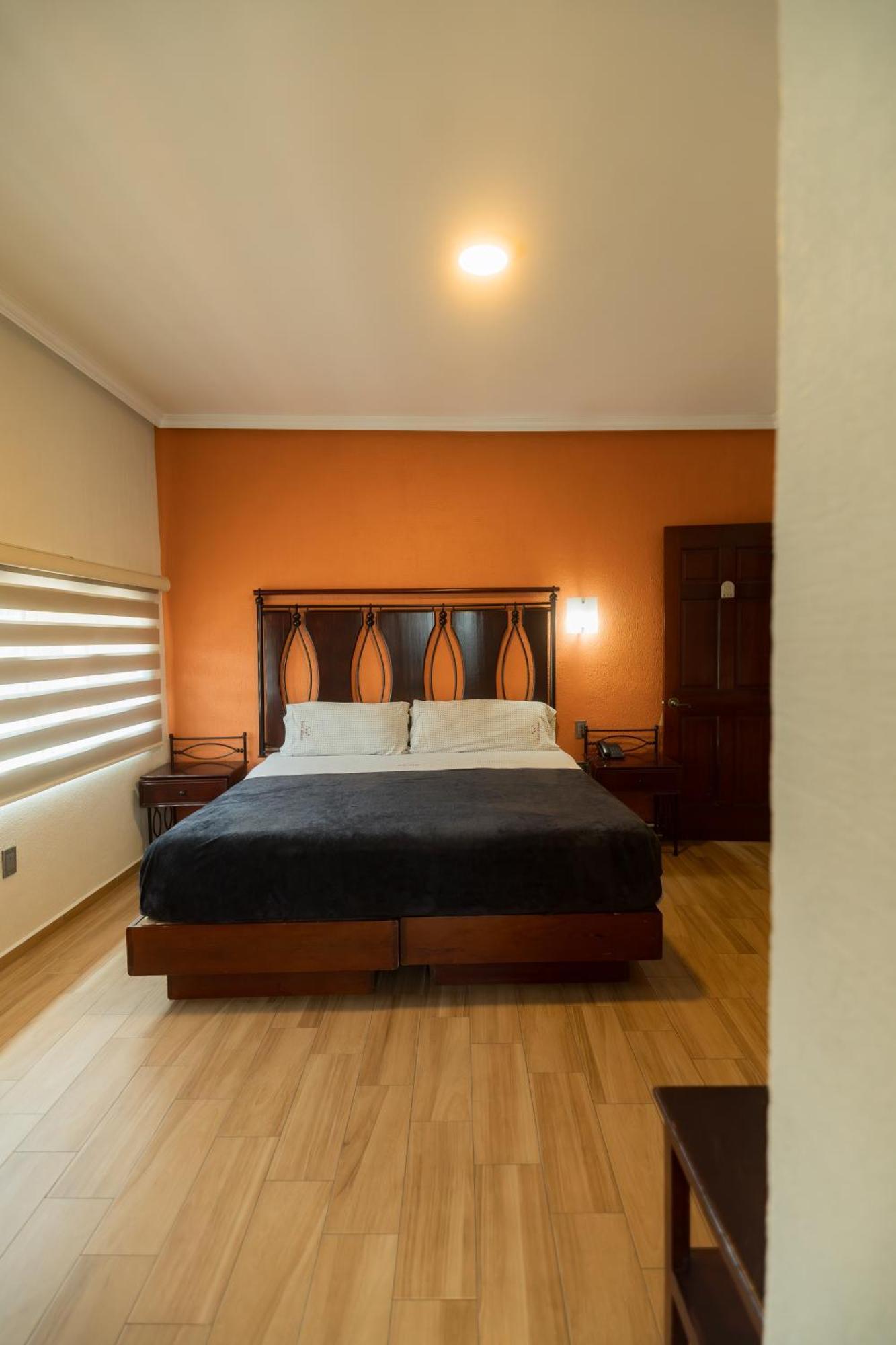 Queen Room