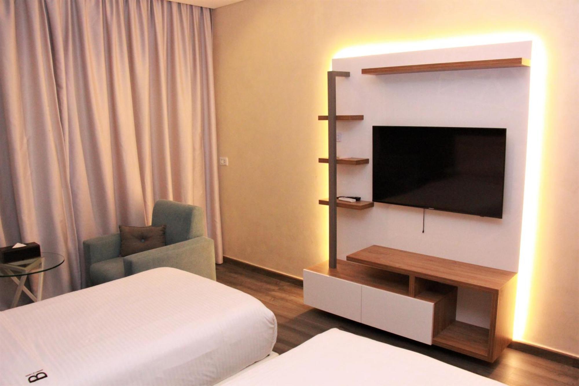 Deluxe Twin Room Balcony