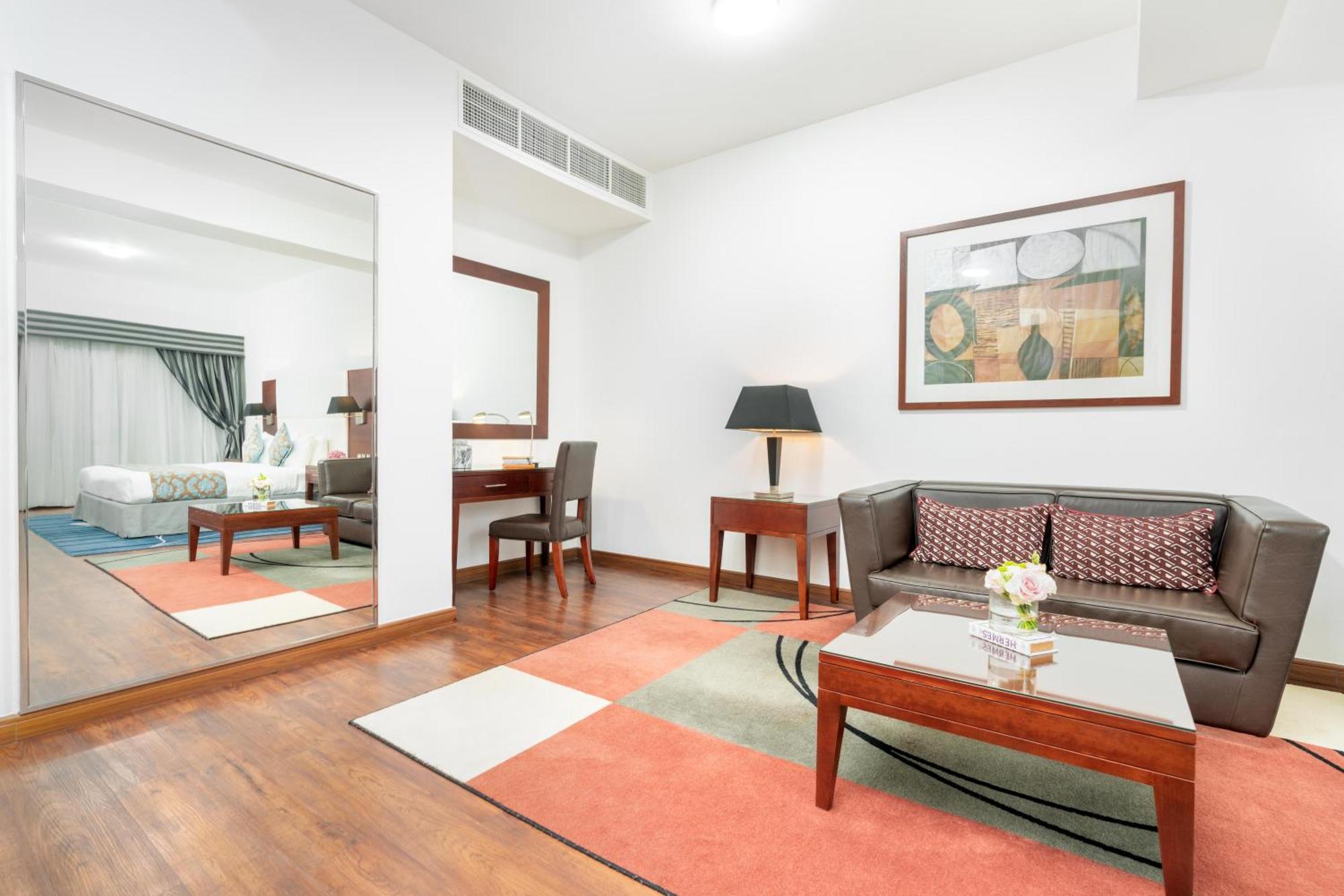 Deluxe King Room
