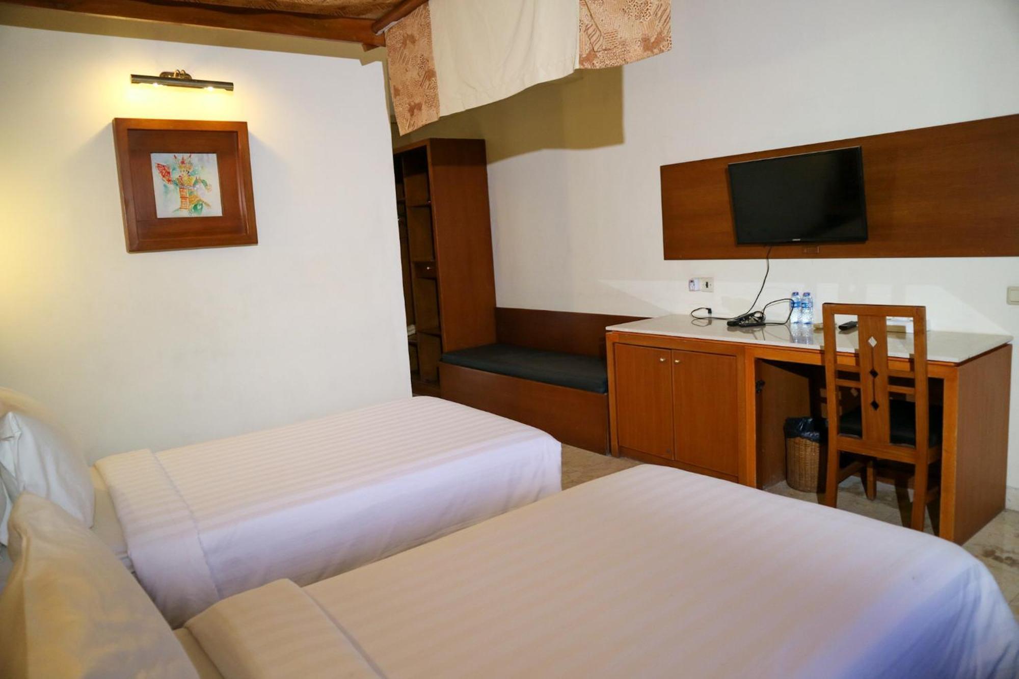 Deluxe Double or Twin Room Balcony