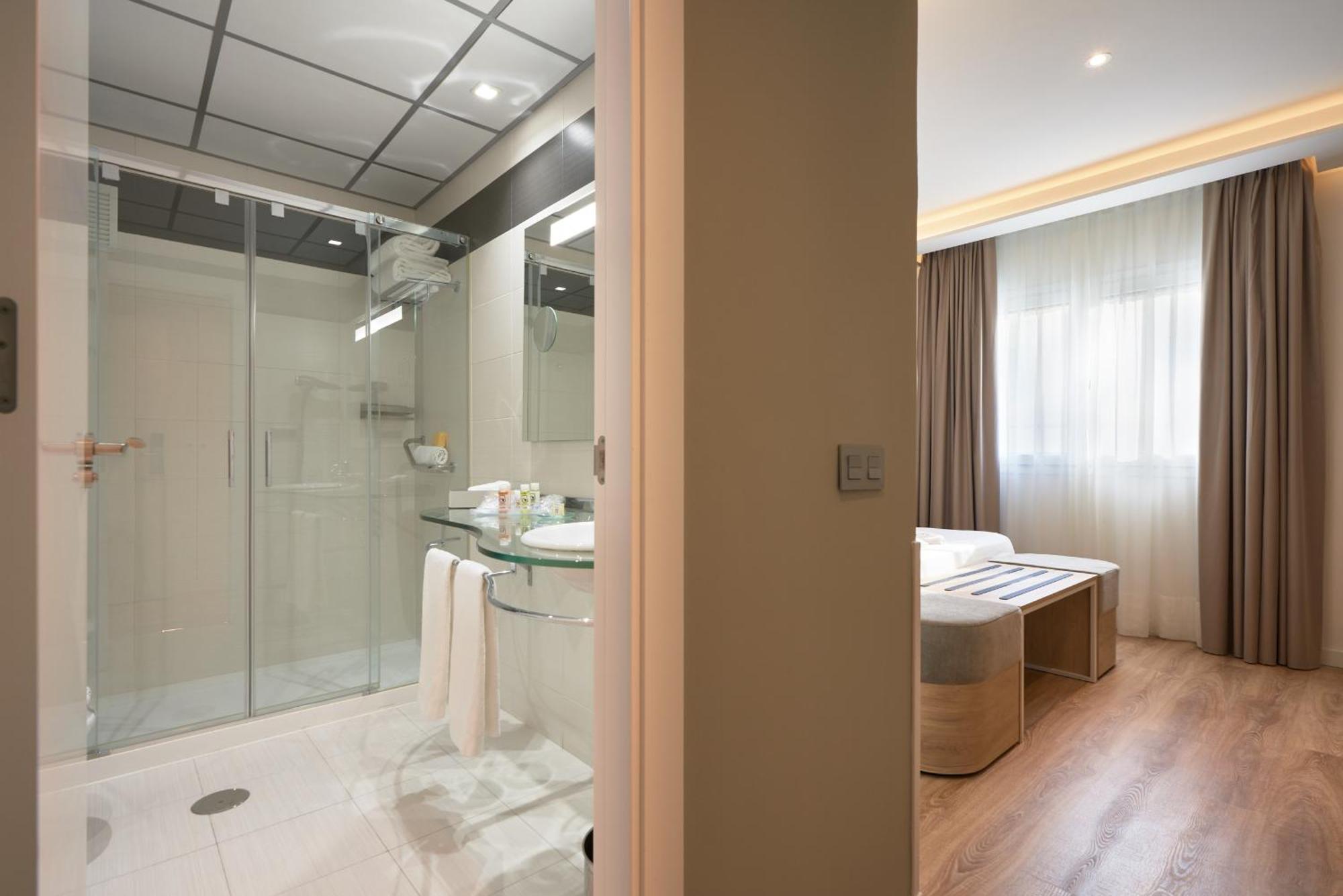 Double or Twin Room,1708008921:JPEG