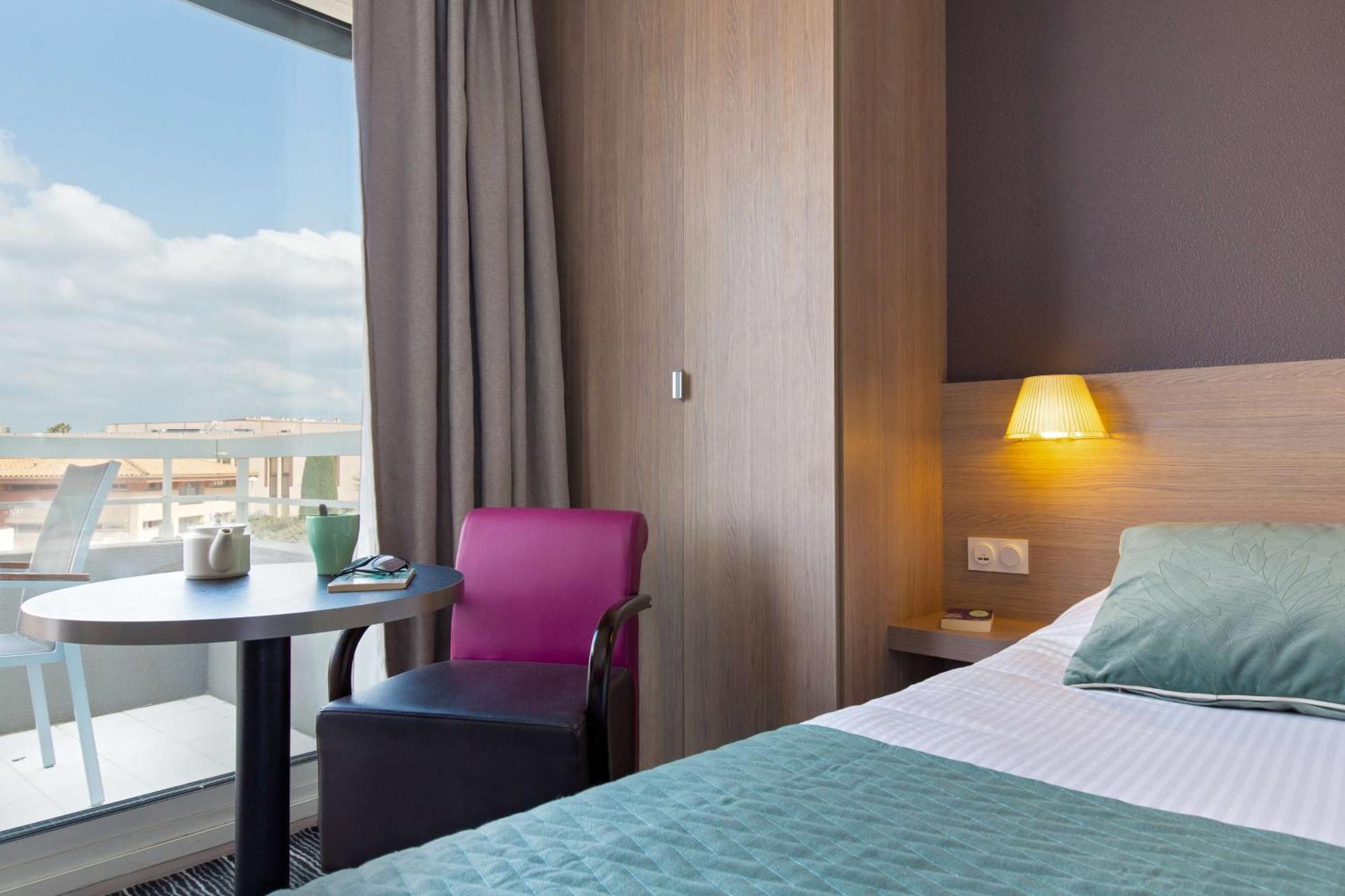 Standard Twin Room Balcony
