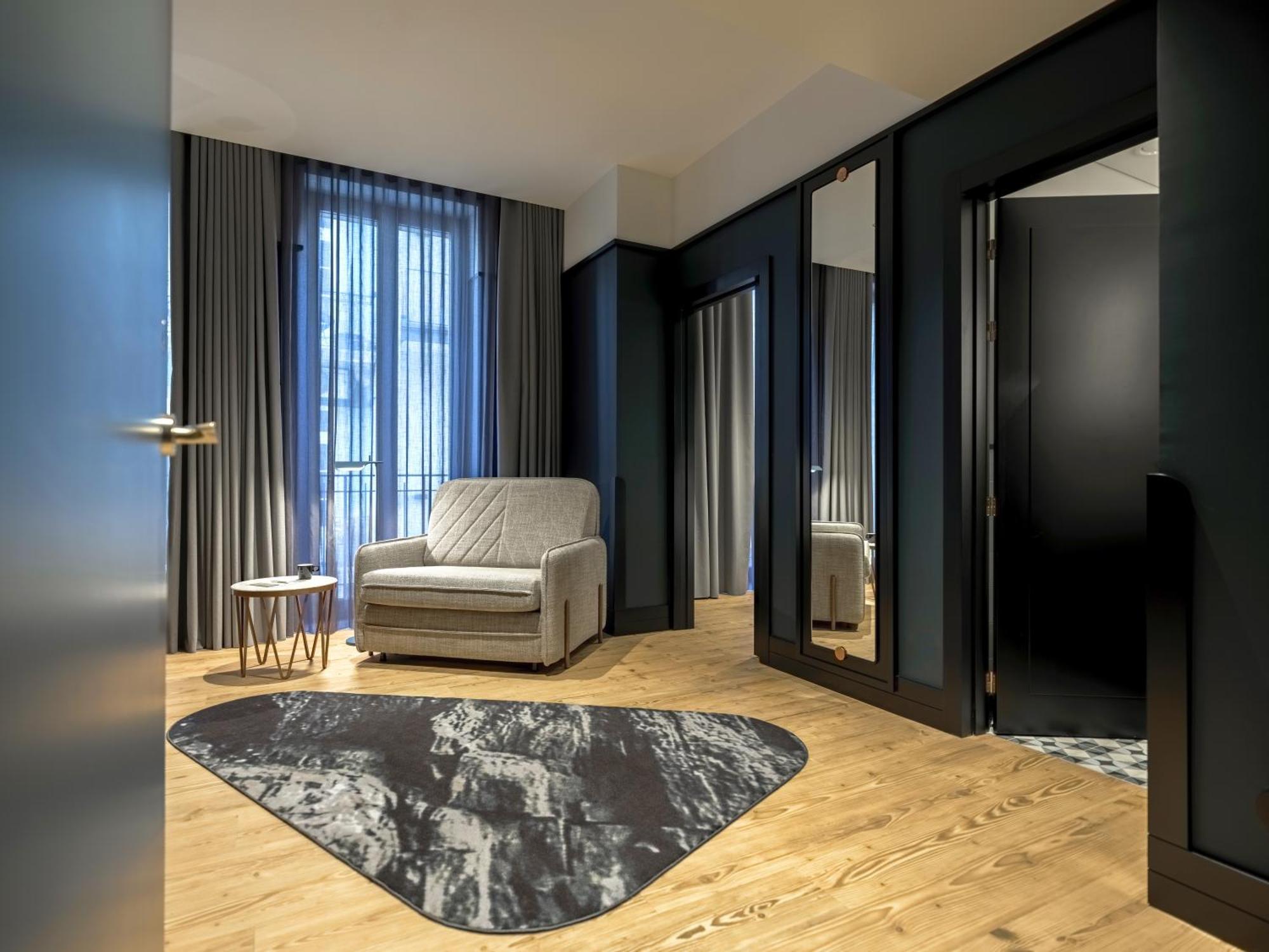 Suite