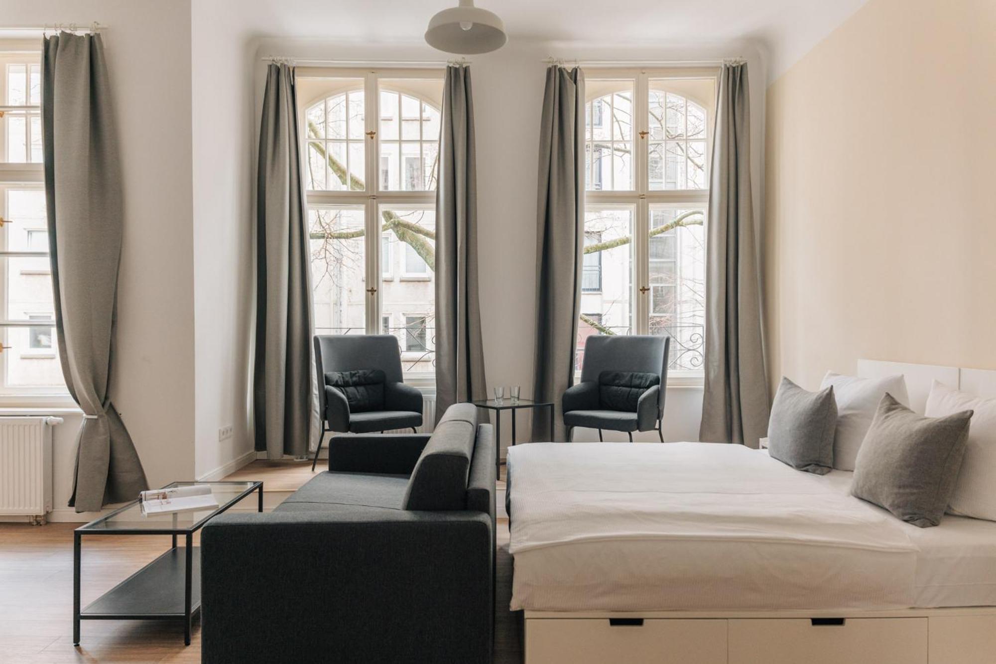 Superior Apartment