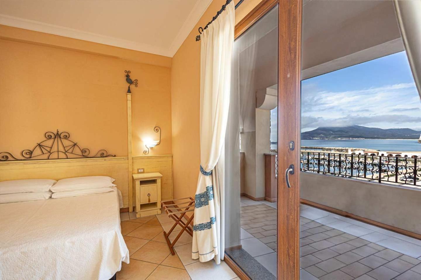 Superior Double or Twin Room Balcony Sea View