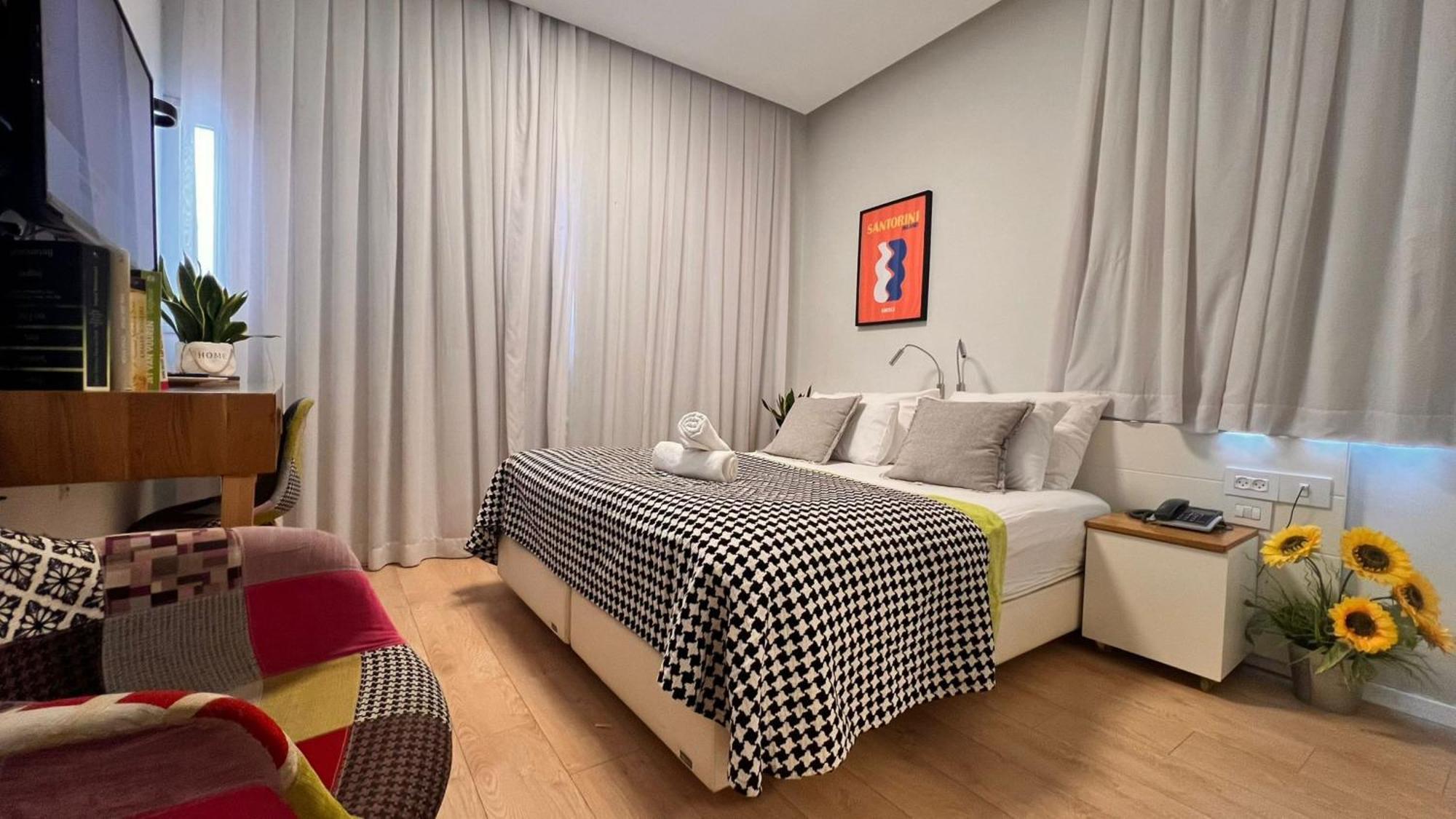 Small Double or Twin Room