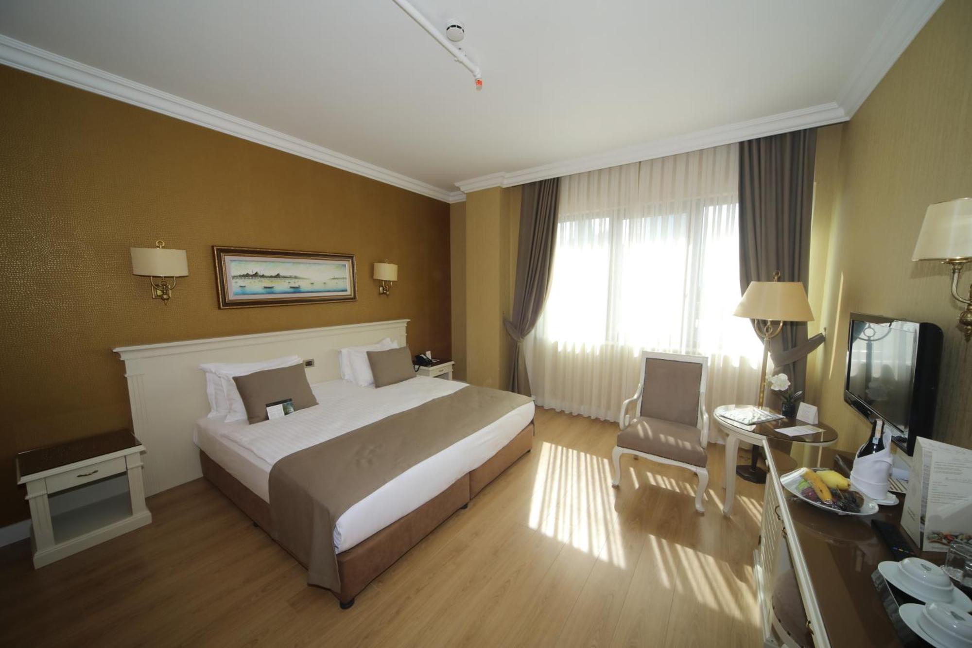 Superior Suite