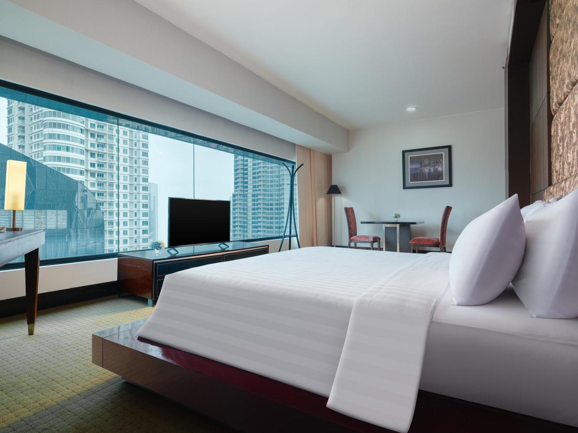 Manhattan Suite