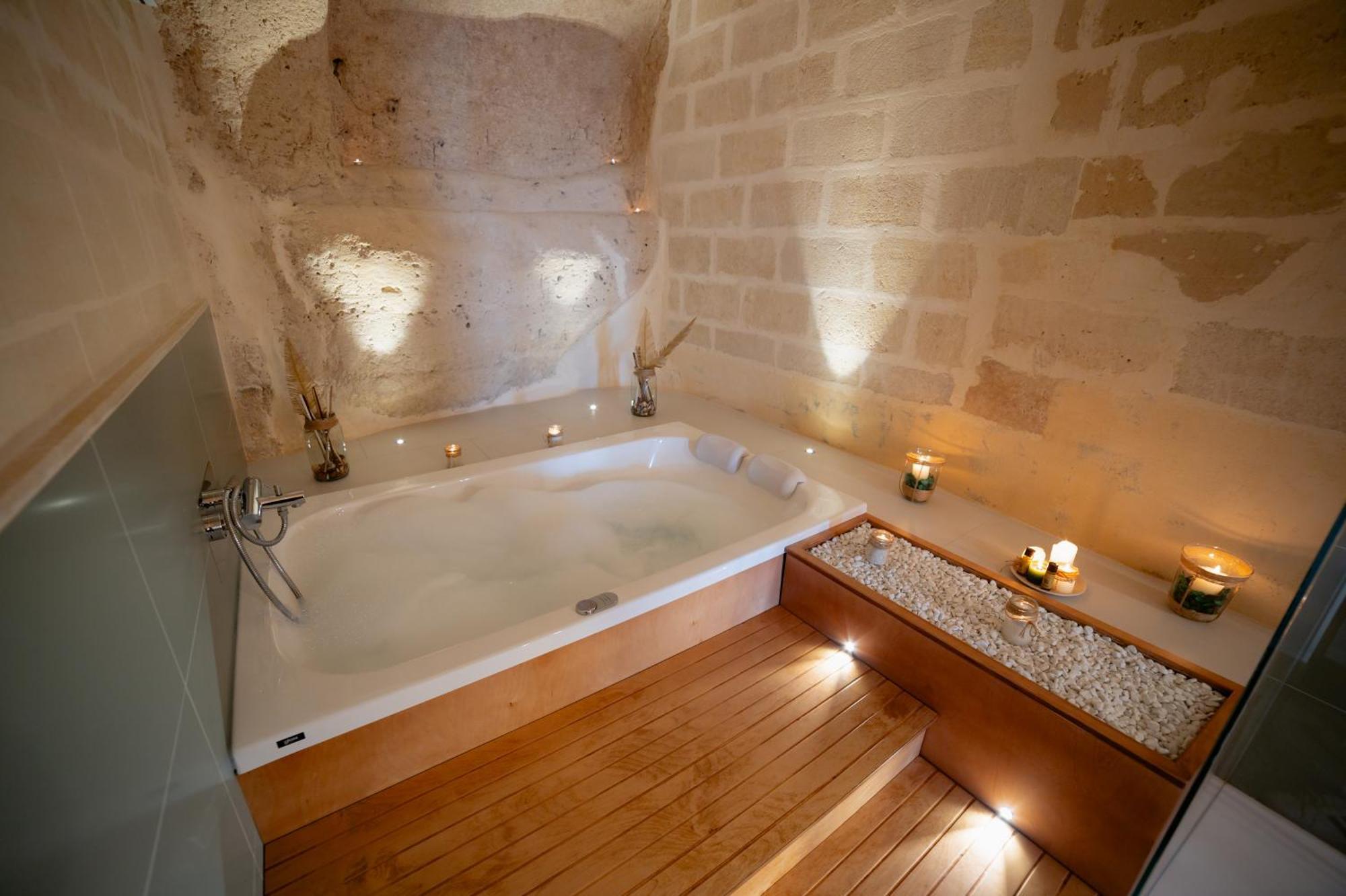 Double Room Spa Bath