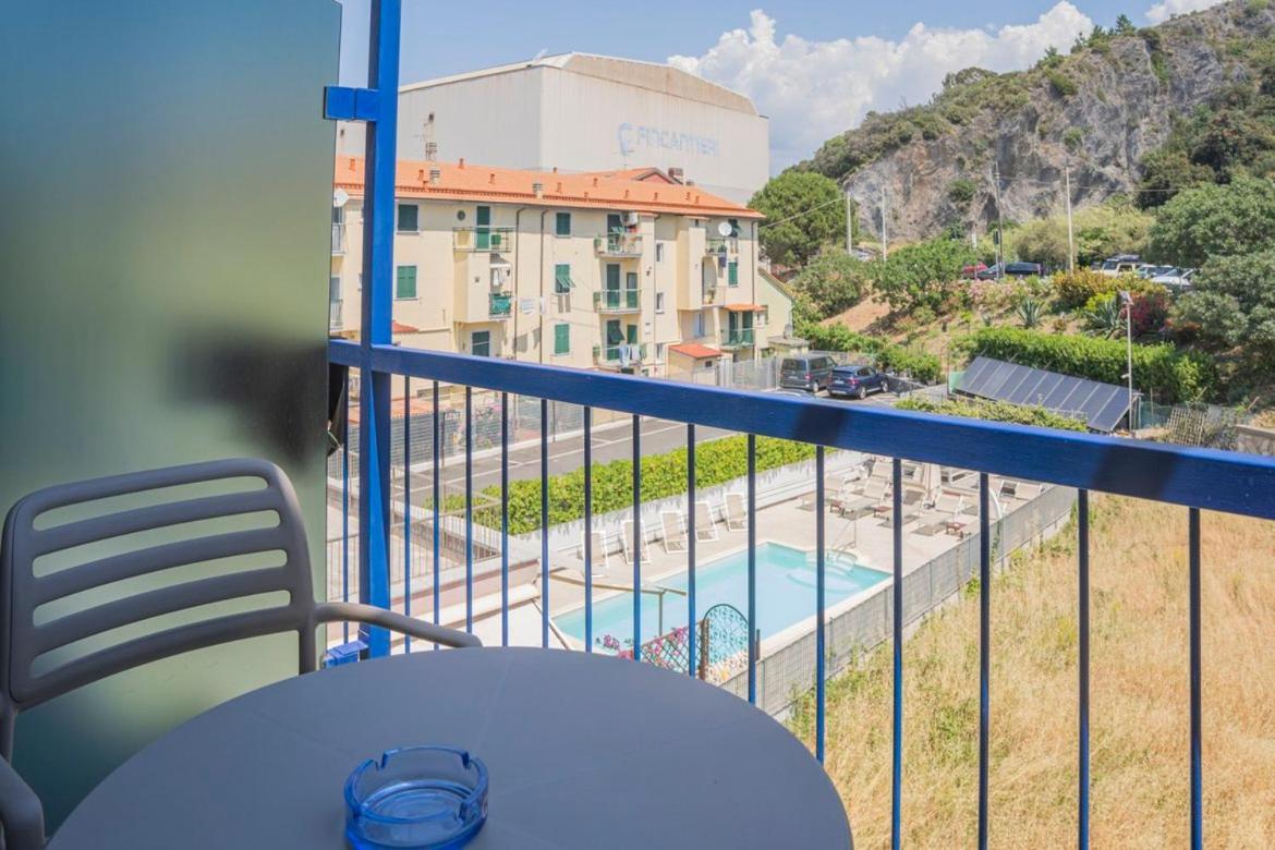Double Room Pool View