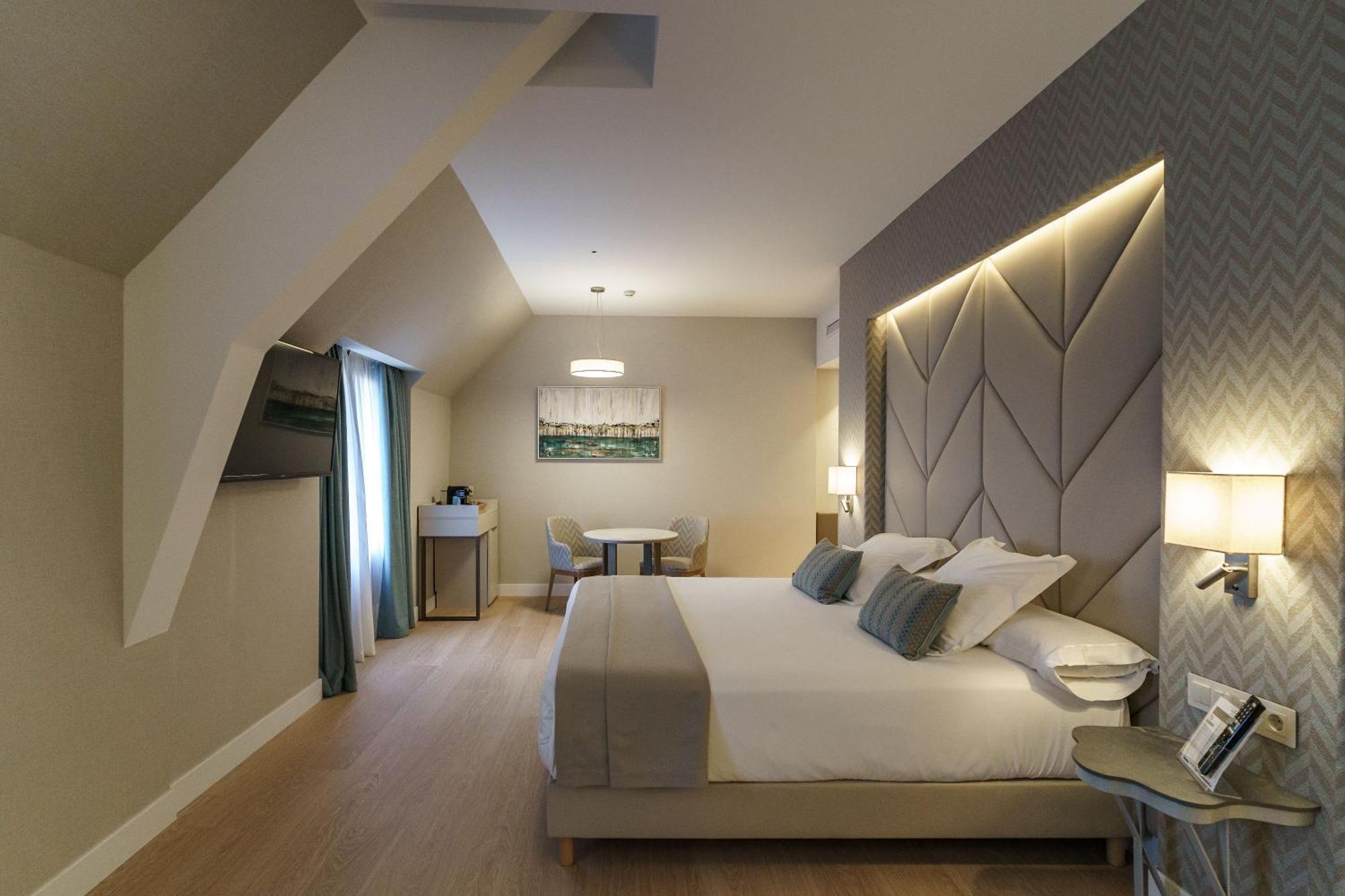 Superior Double or Twin Room,1578369311:JPEG