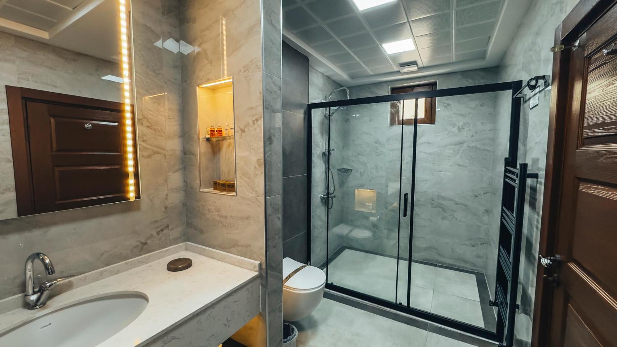 Standard Twin Stone Room
