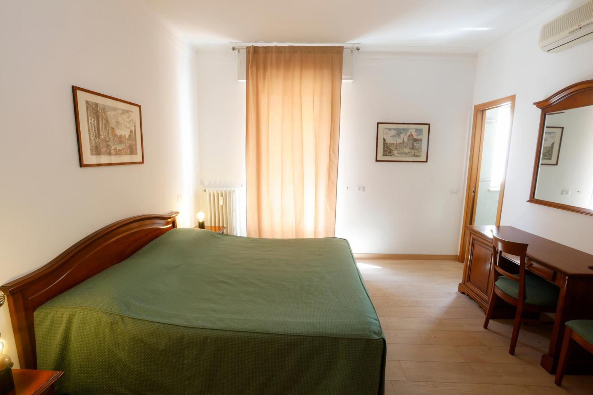 Double Room,908613931:JPEG